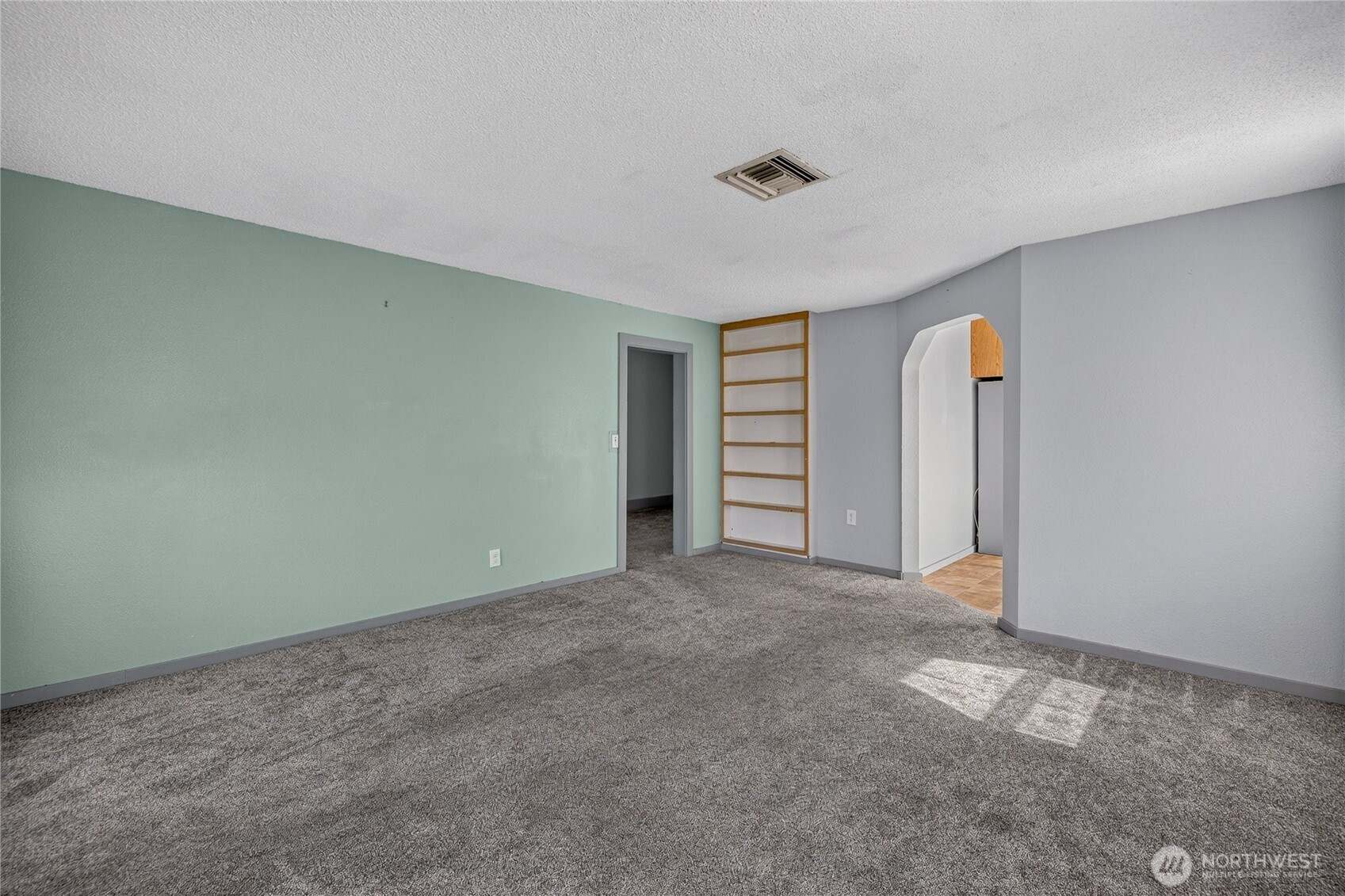 209 Fuller Street Property Photo 6
