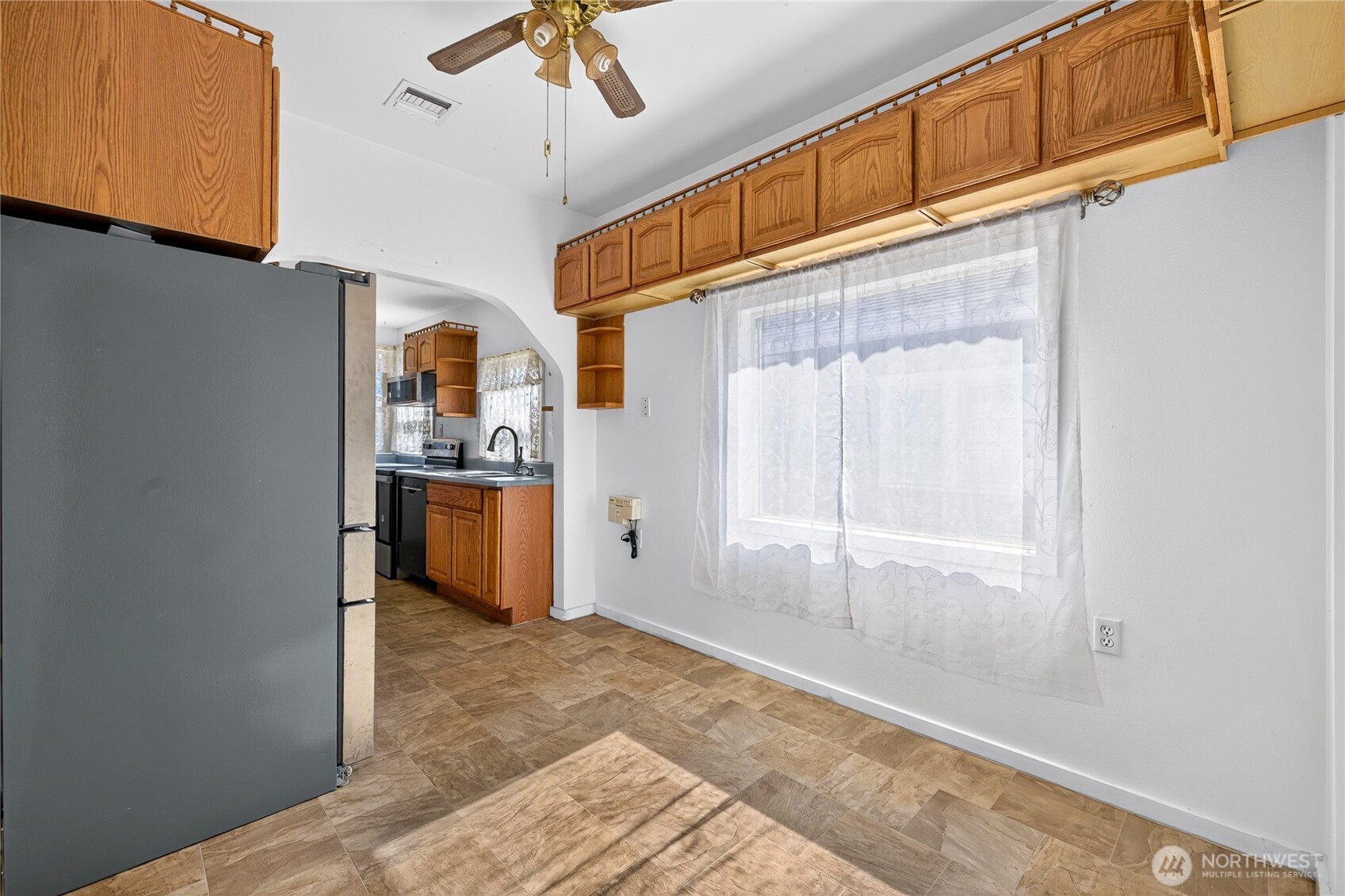 209 Fuller Street Property Photo 8