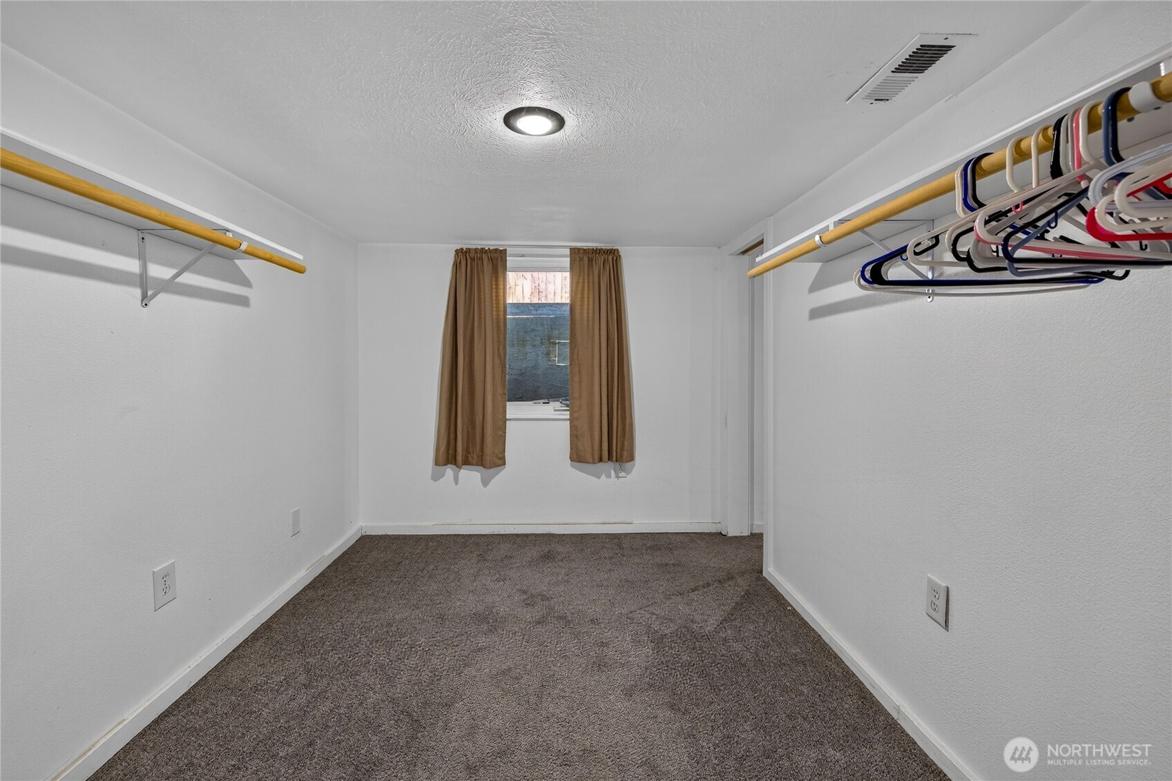 209 Fuller Street Property Photo 27