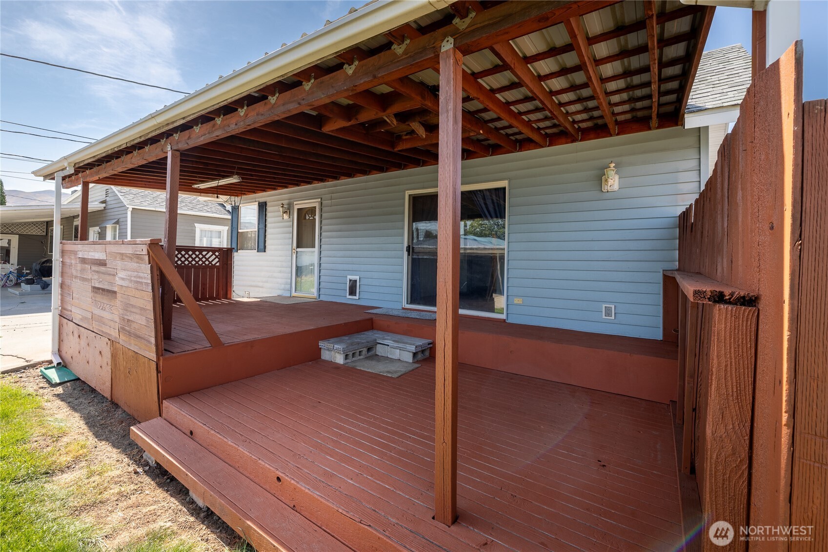 209 Fuller Street Property Photo 38