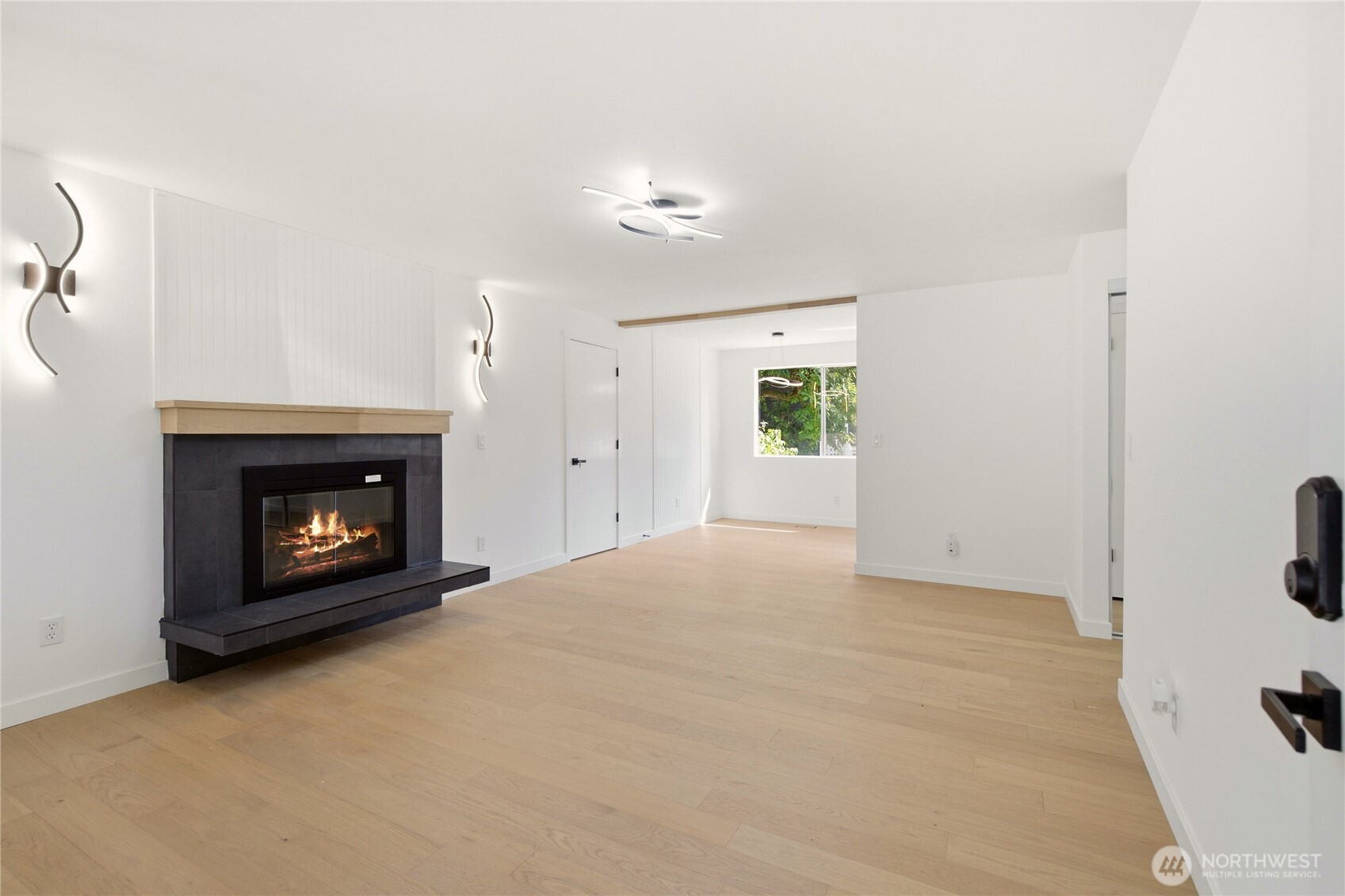 853 S 306th Street Property Photo 5