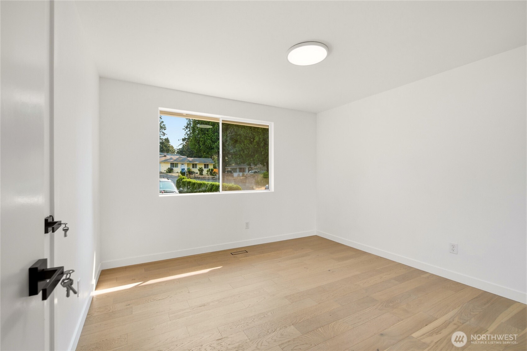 853 S 306th Street Property Photo 11