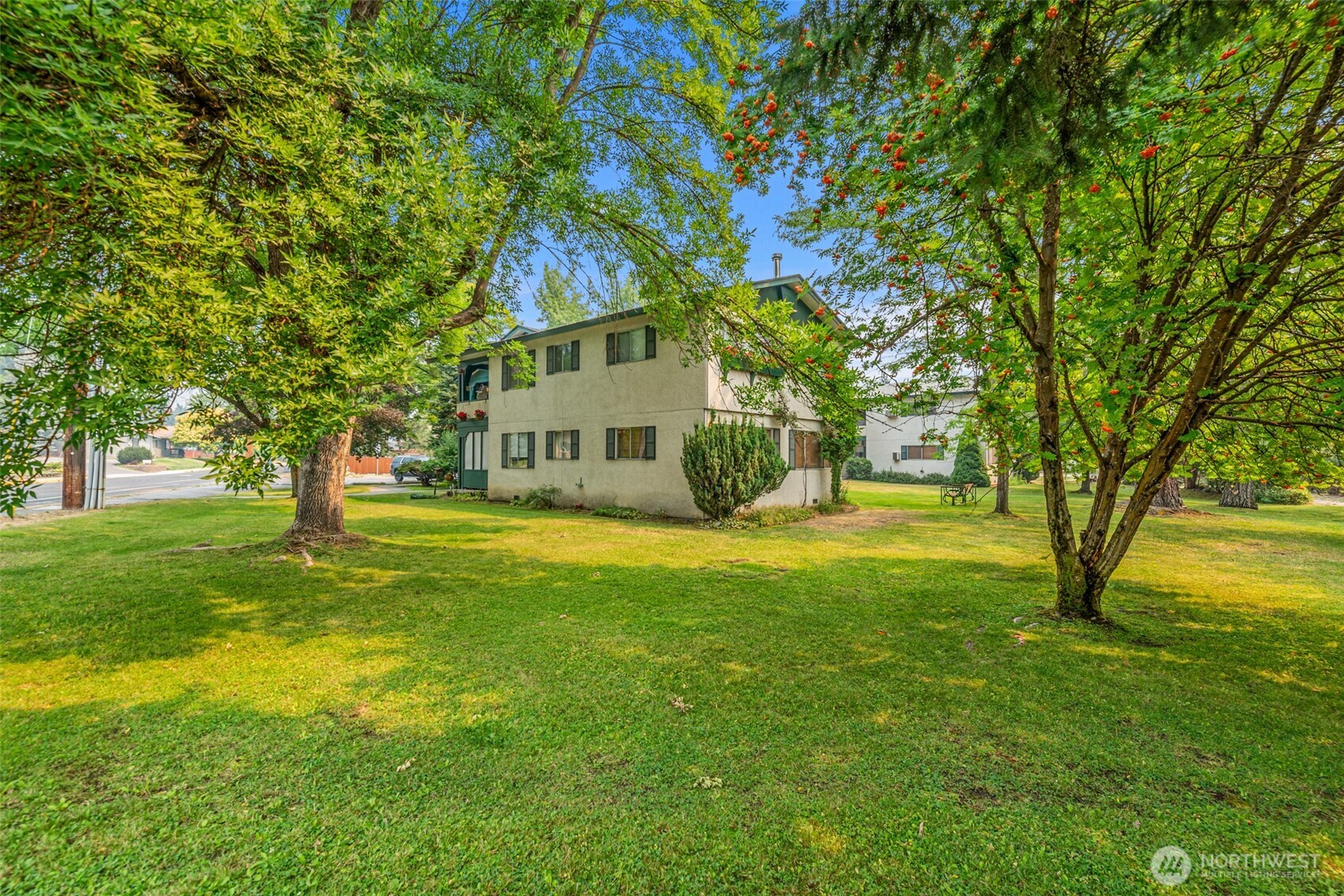111 Whitman Street 2d Property Photo 2