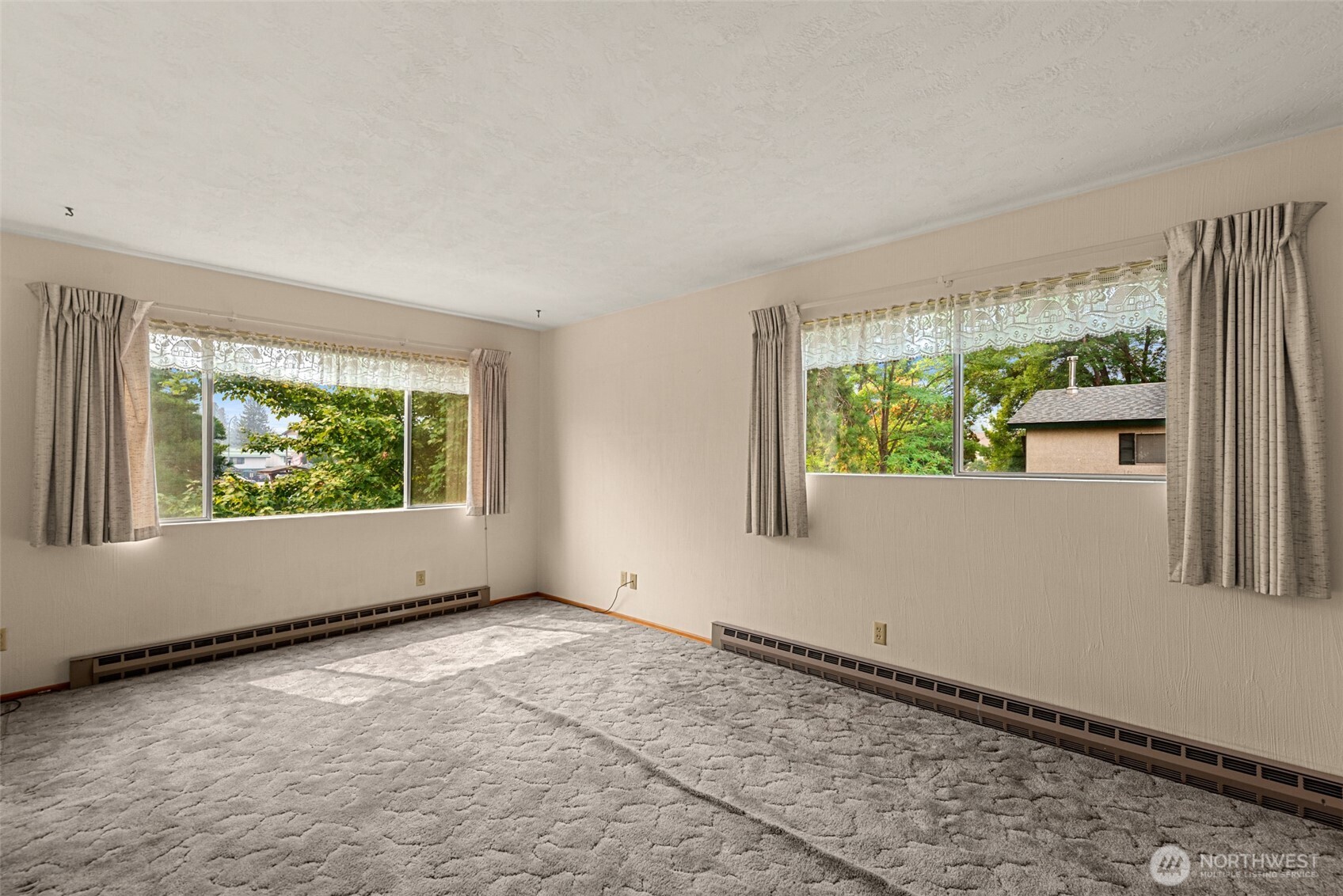 111 Whitman Street 2d Property Photo 8