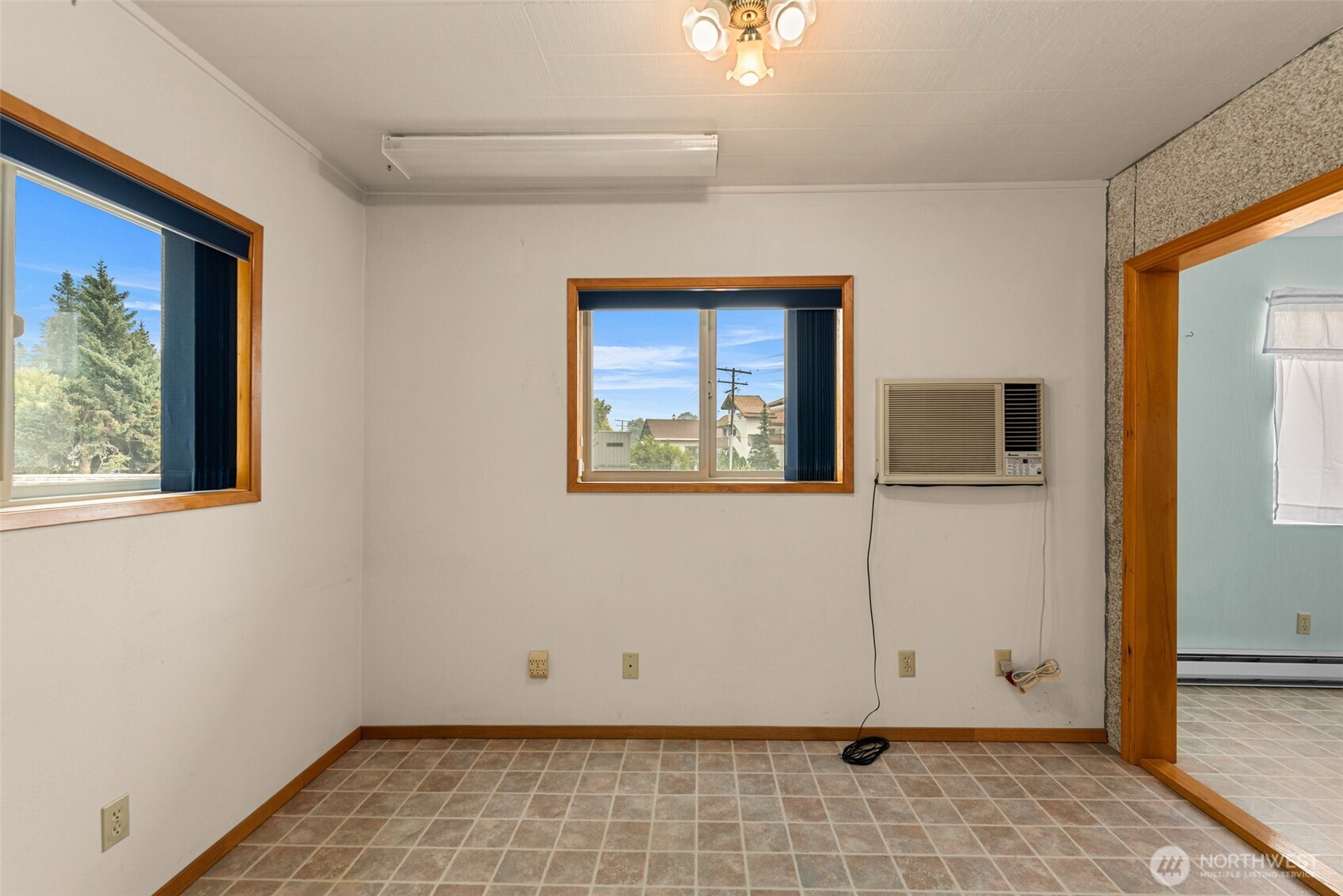 111 Whitman Street 2d Property Photo 20