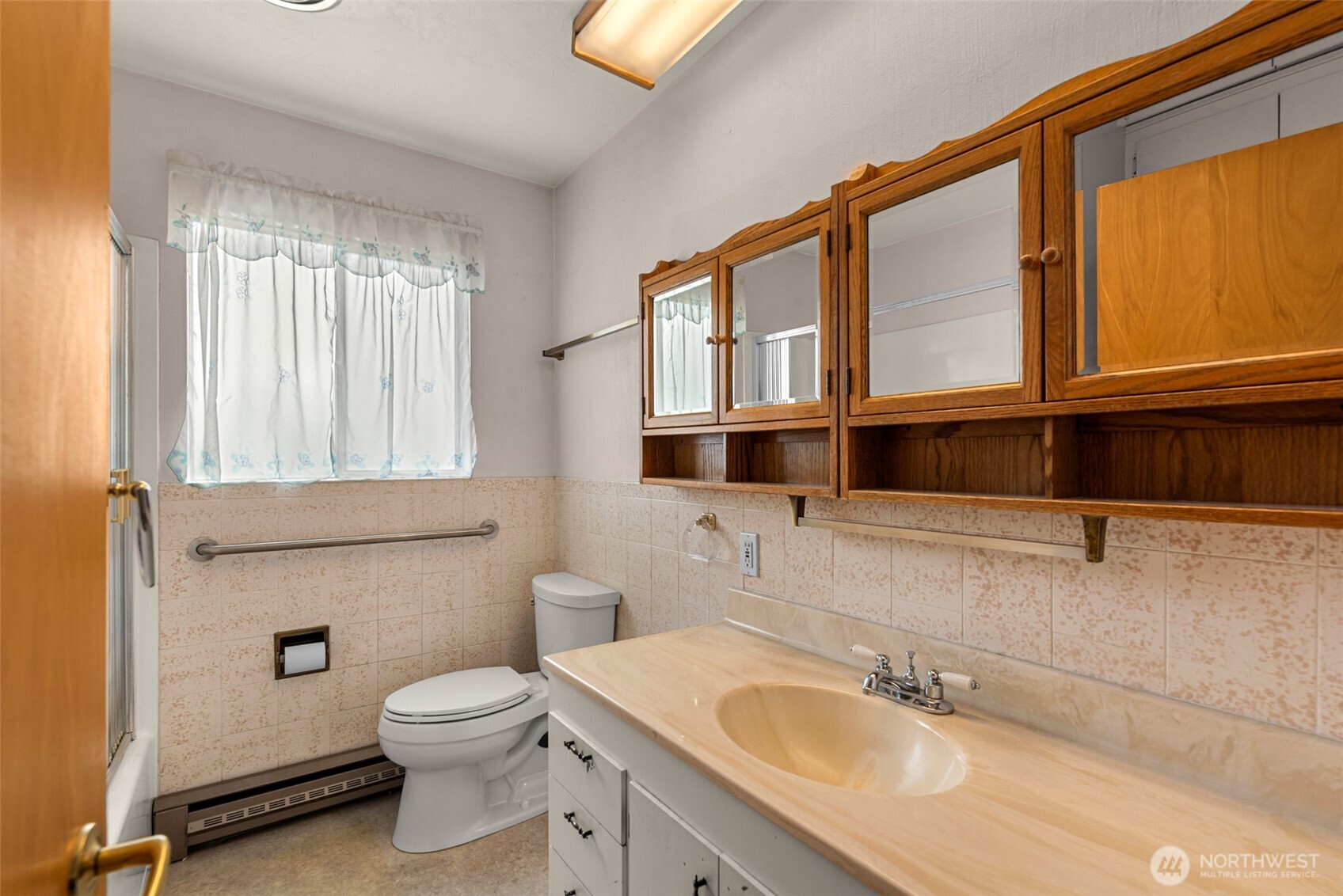111 Whitman Street 2d Property Photo 23