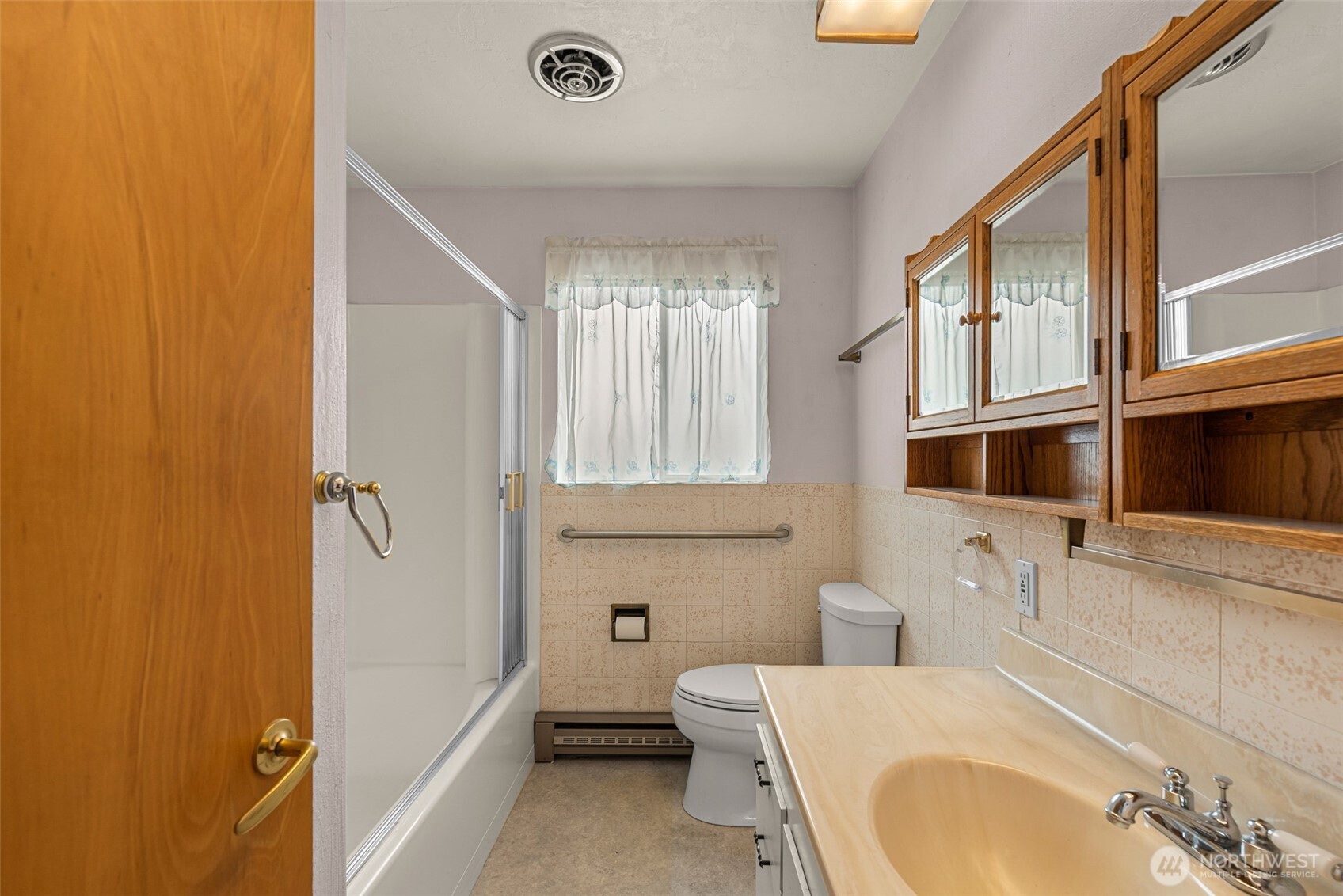 111 Whitman Street 2d Property Photo 24