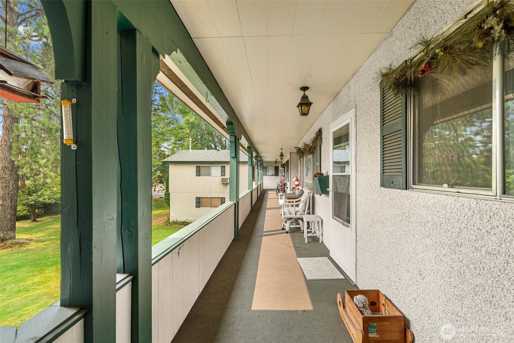 111 Whitman Street 2d Property Photo 28