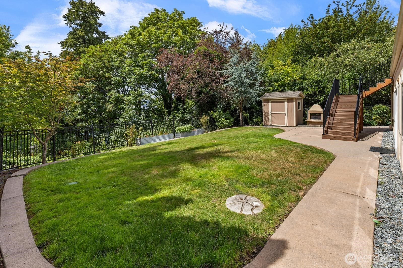 27145 11th Place Property Photo 12