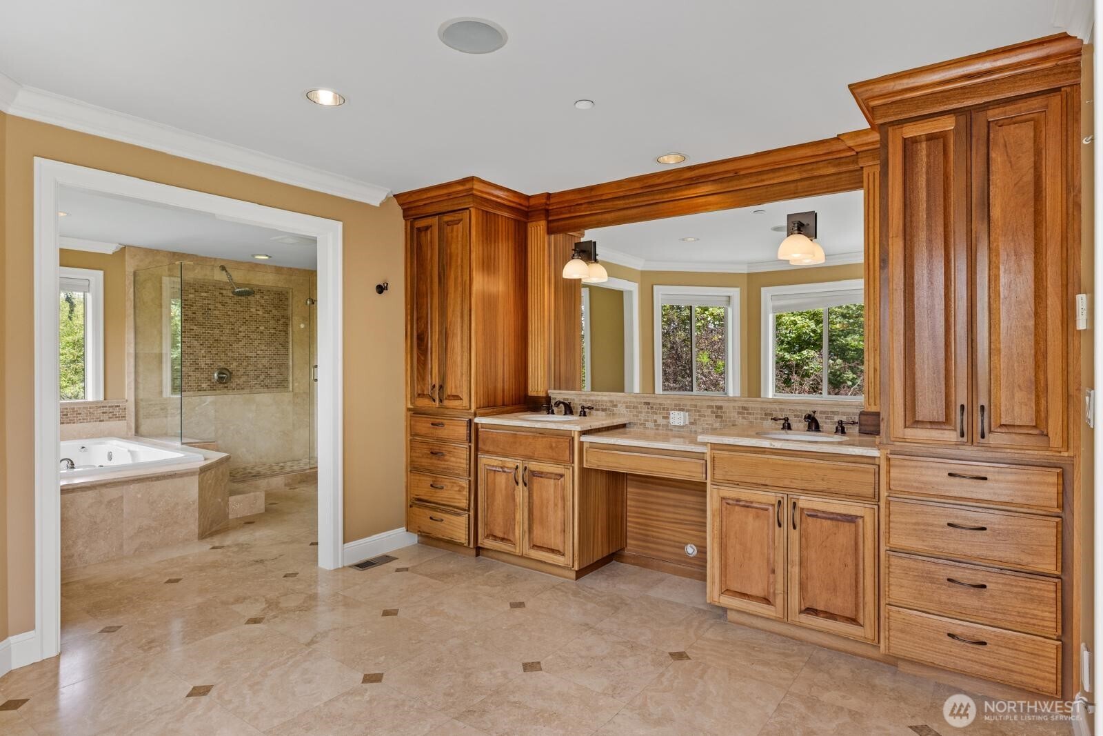 27145 11th Place Property Photo 18