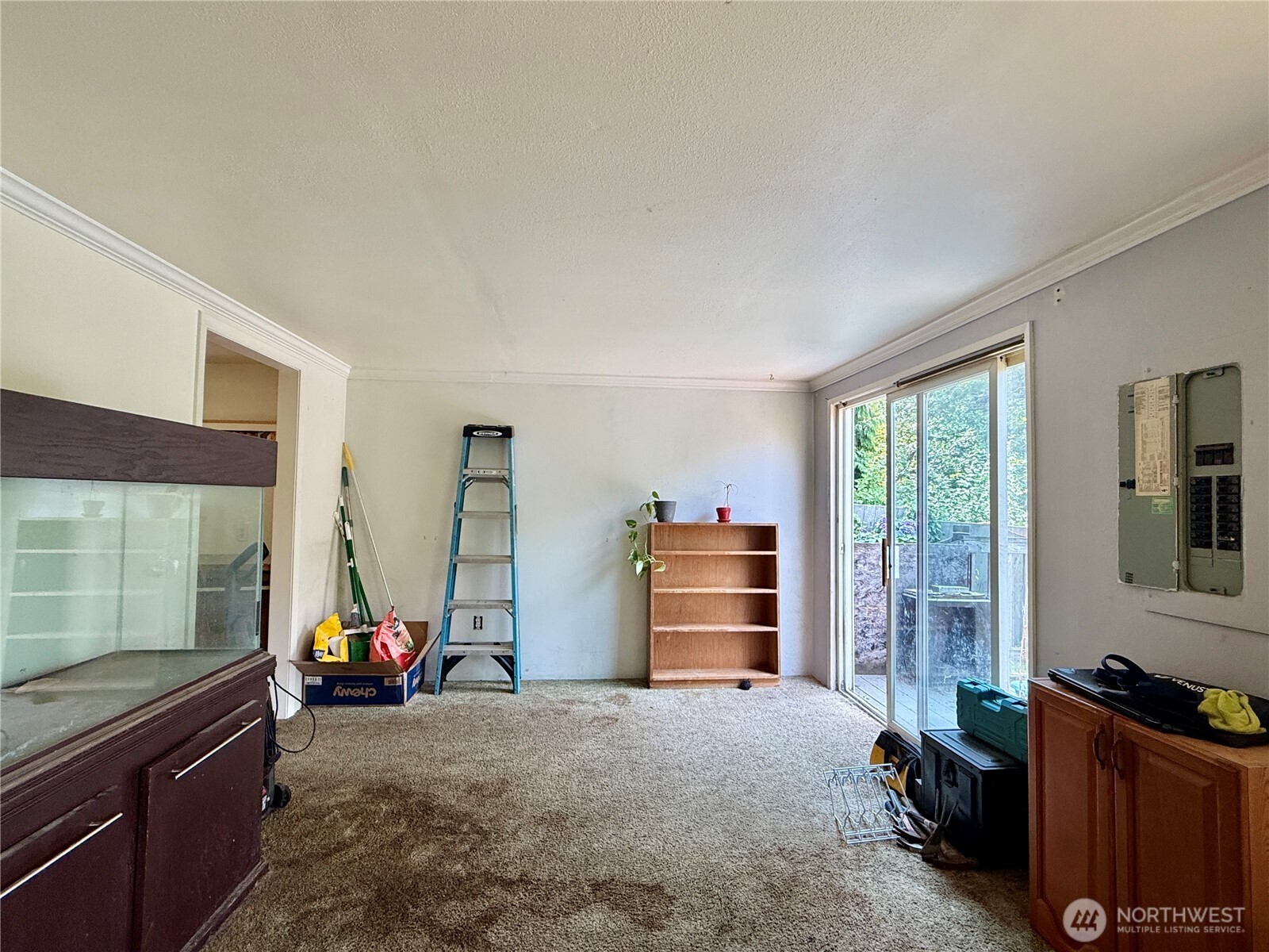 3719 Commercial Avenue Property Photo 8