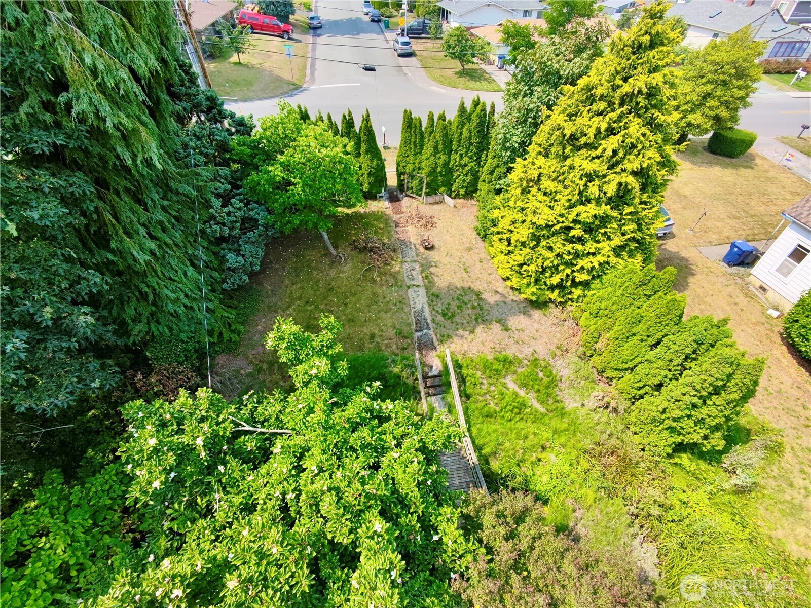 3719 Commercial Avenue Property Photo 20