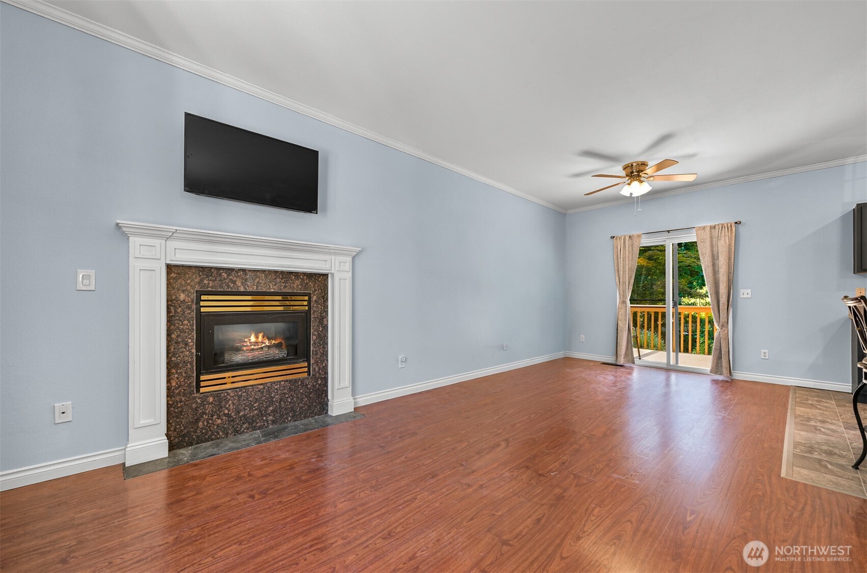 2261 Fall Valley Lane Property Photo 8
