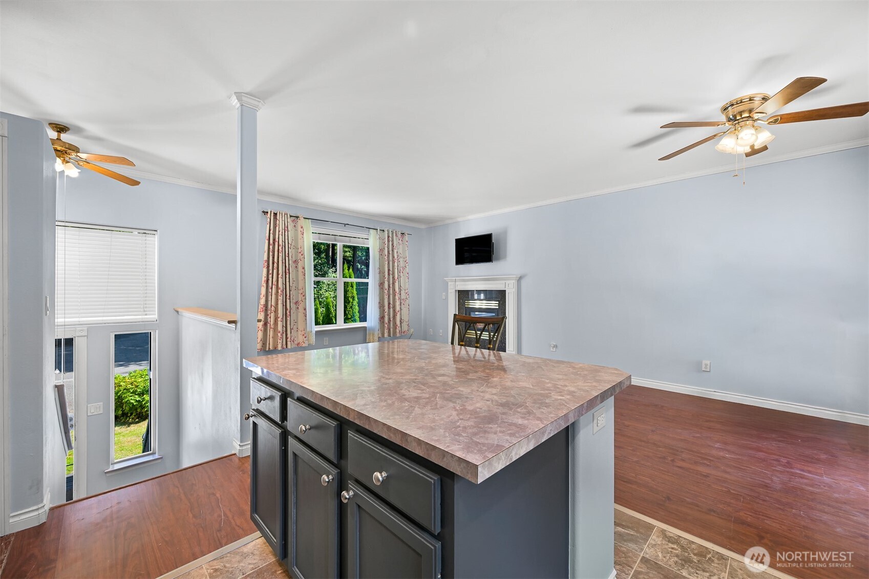 2261 Fall Valley Lane Property Photo 13