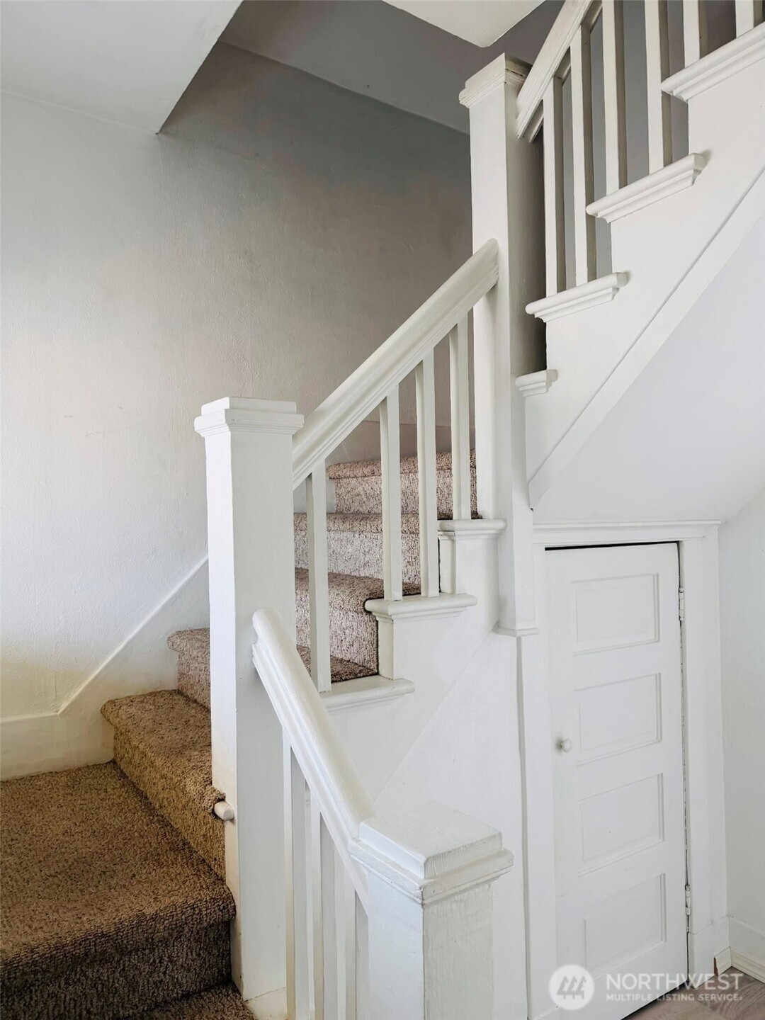 3724 E J Street Property Photo 10