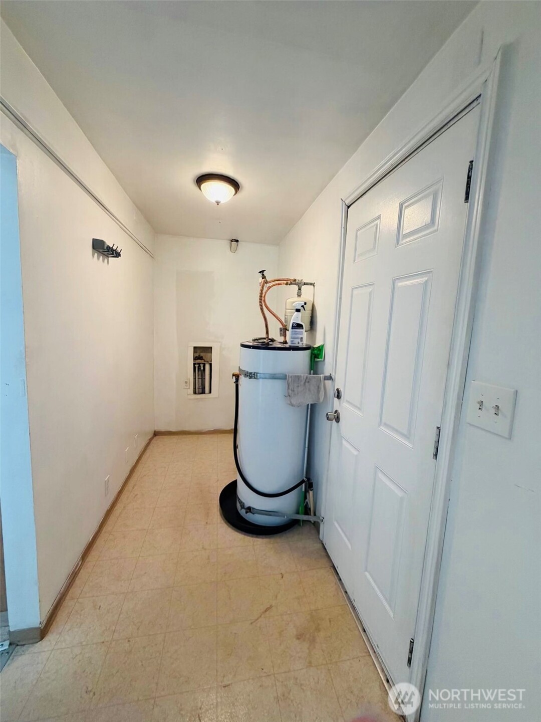 3724 E J Street Property Photo 11