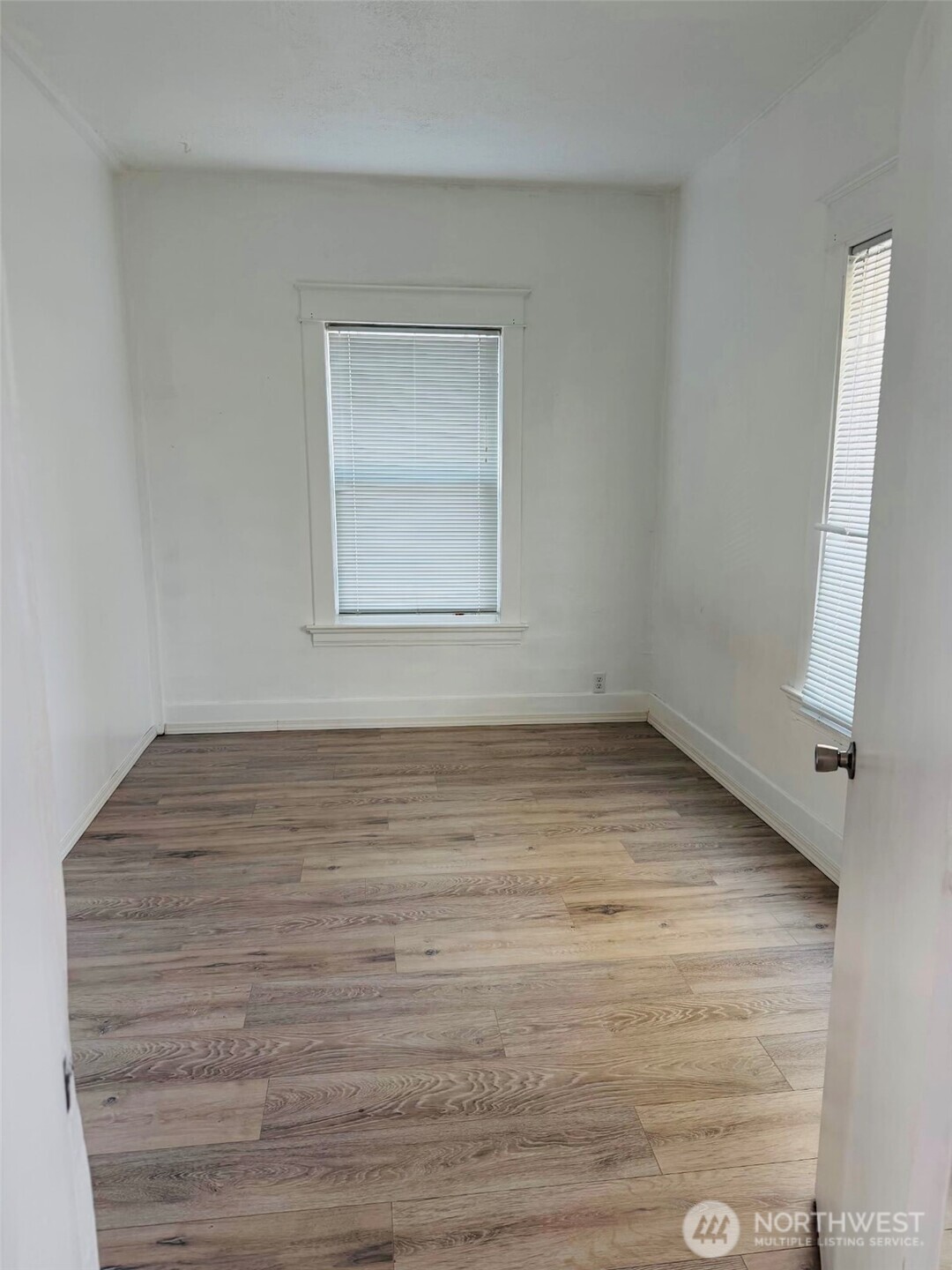 3724 E J Street Property Photo 17