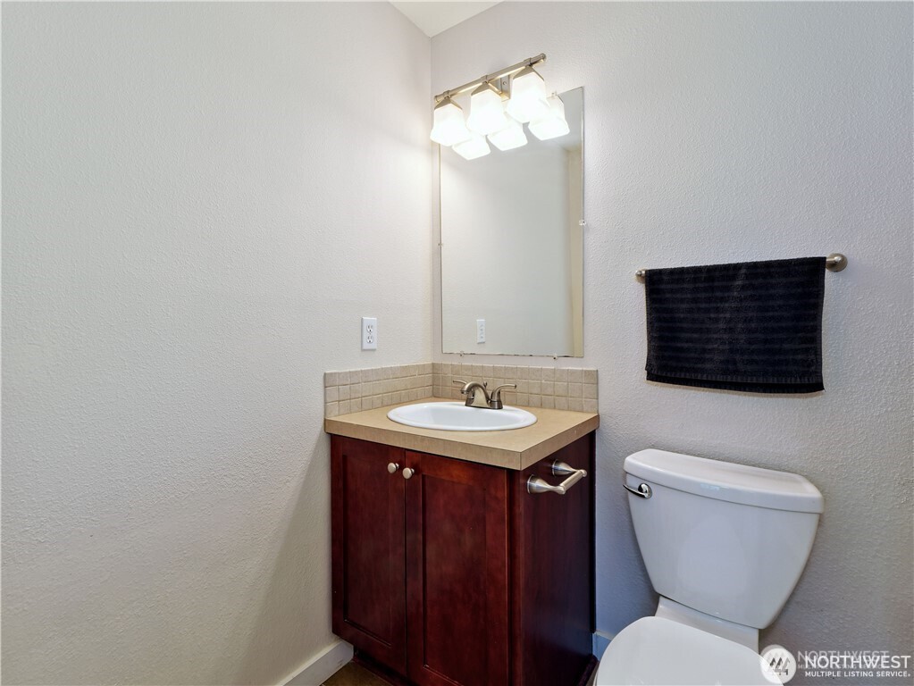 23421 16th Avenue D101 Property Photo 6