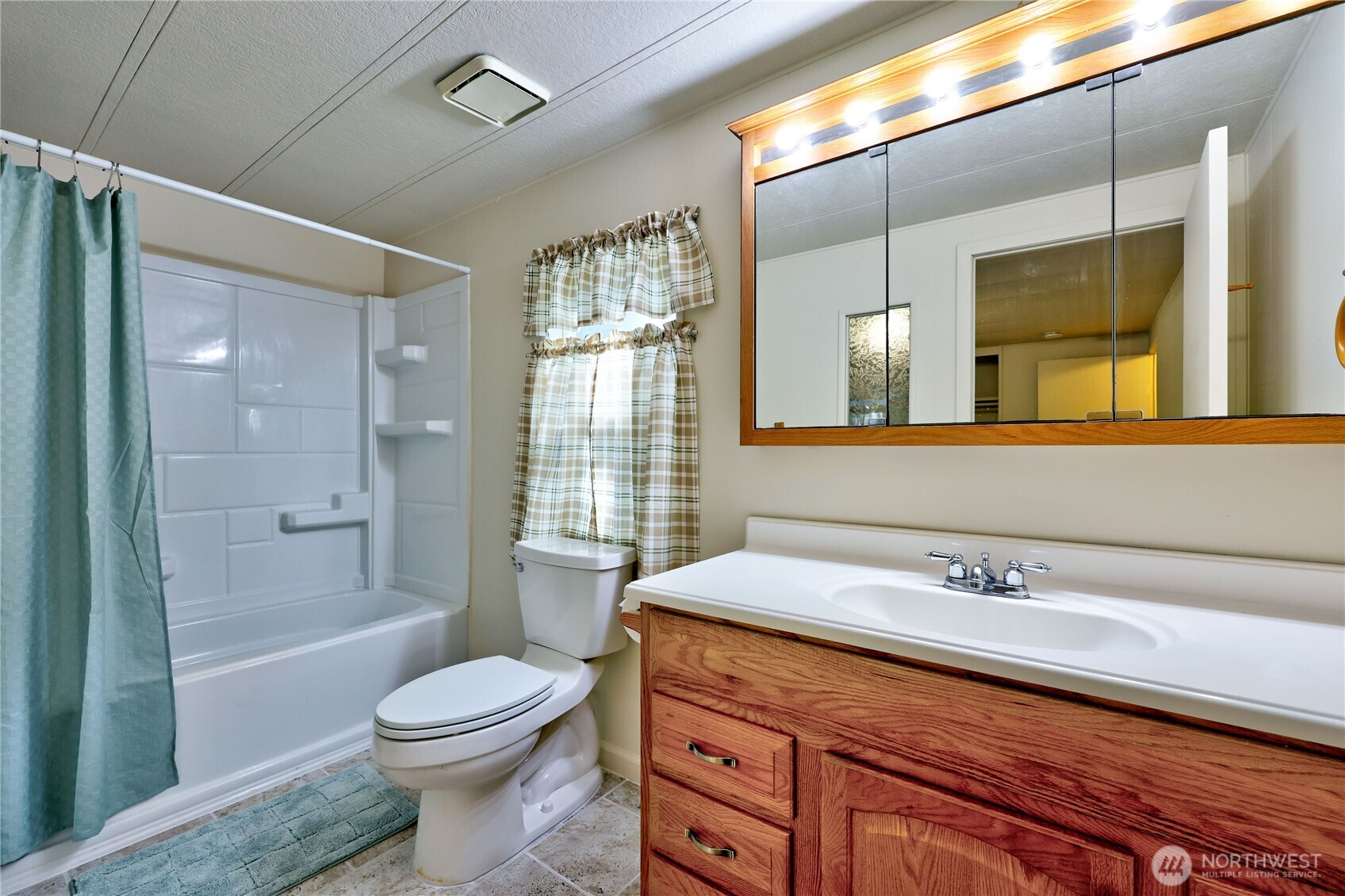 600 Lincoln Road 9 Property Photo 11