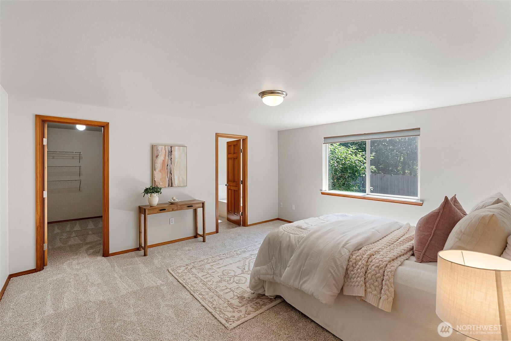 511 E Gills Cove Drive Property Photo 12