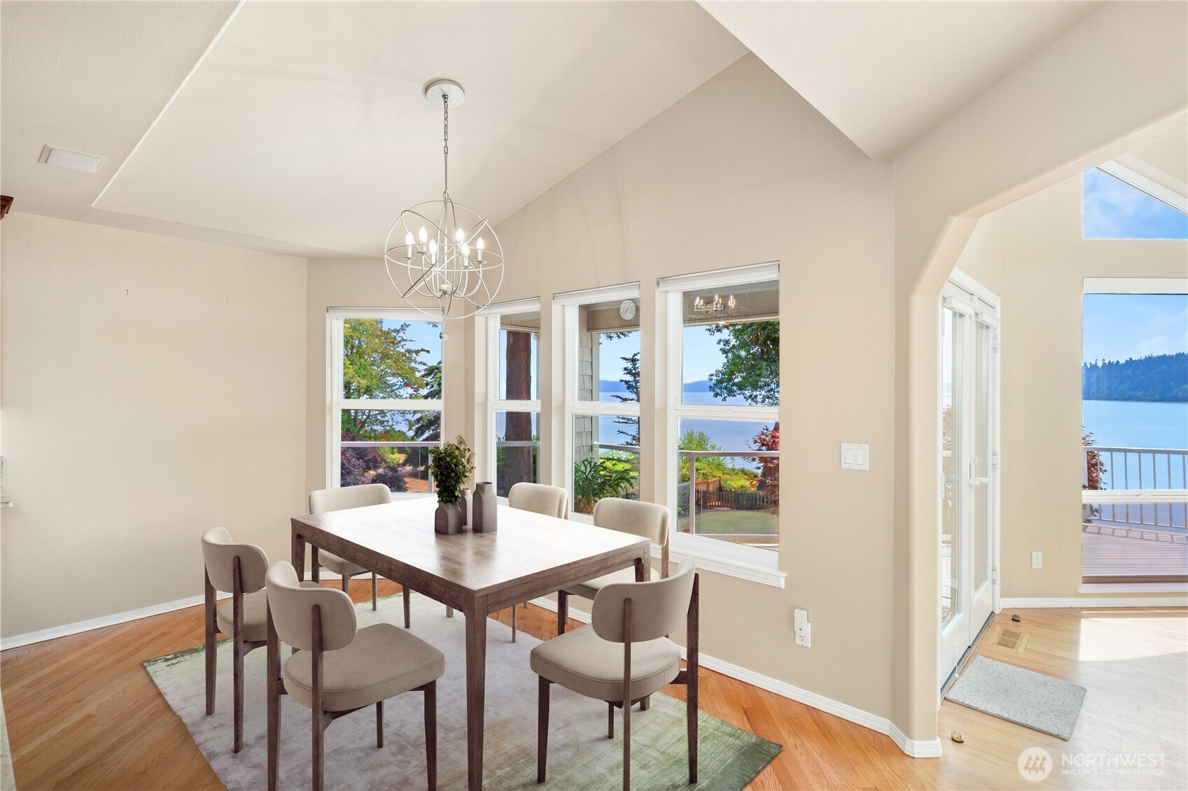 100 Shine Road Property Photo 12