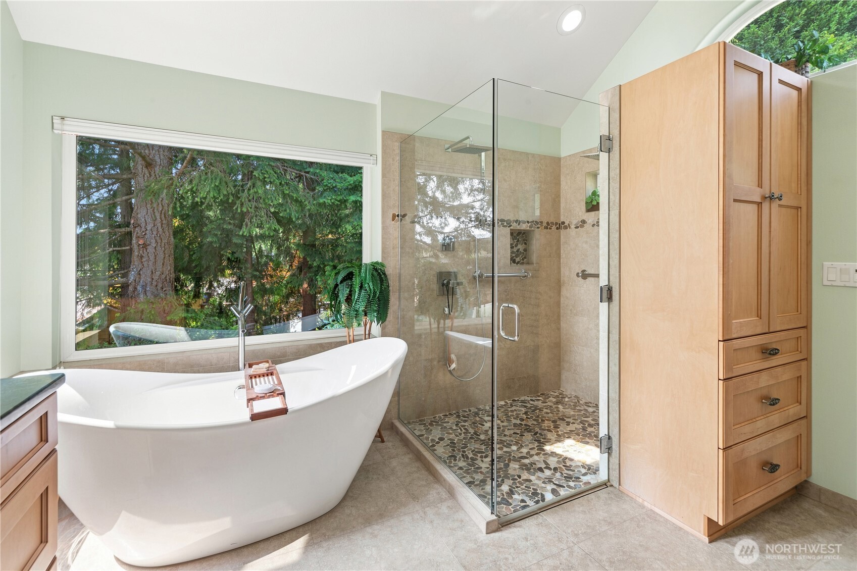 100 Shine Road Property Photo 15