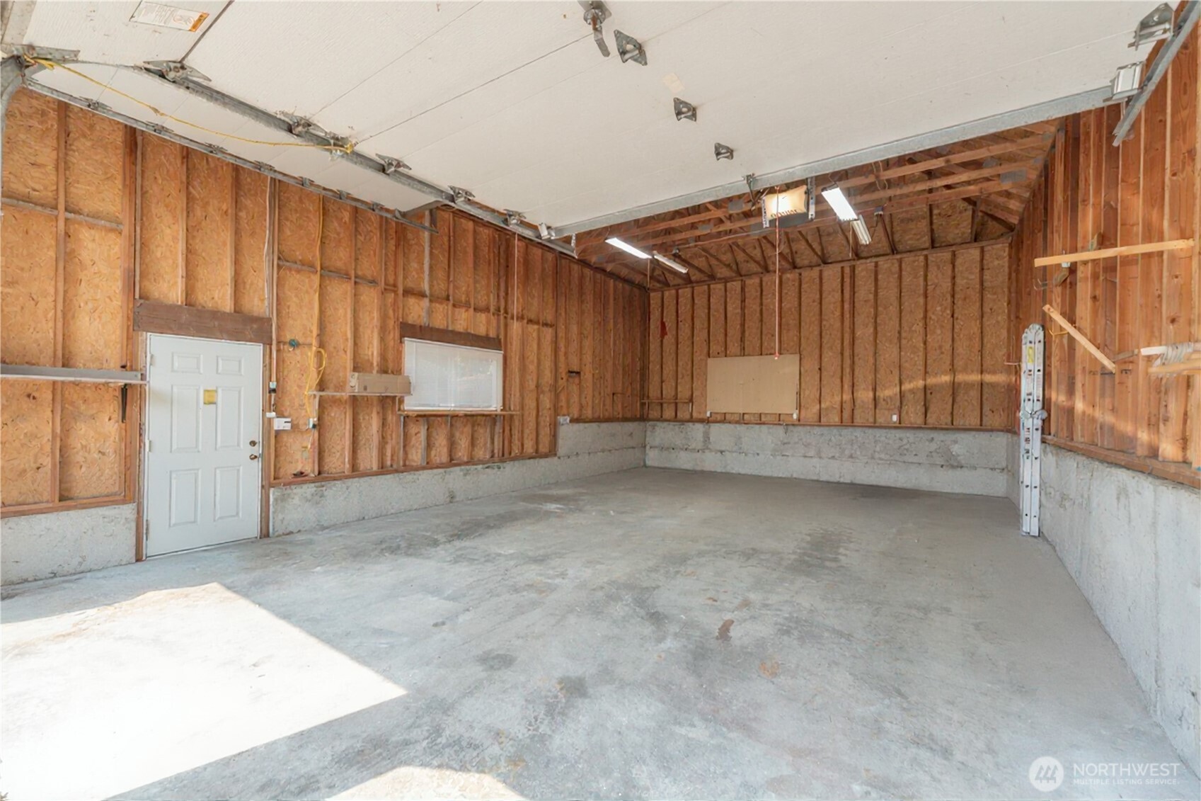 100 Shine Road Property Photo 21