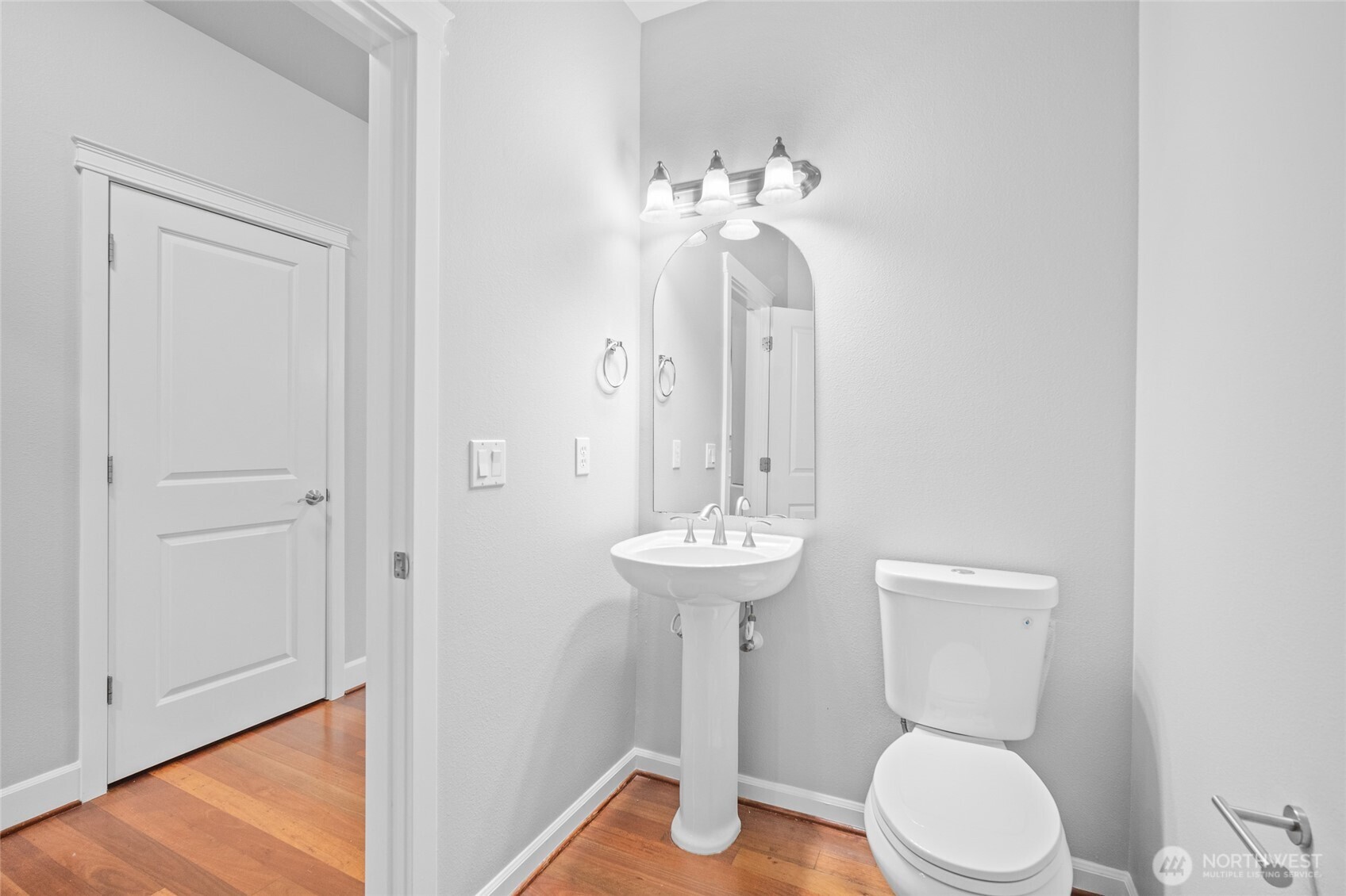 13816 12th Drive Property Photo 9