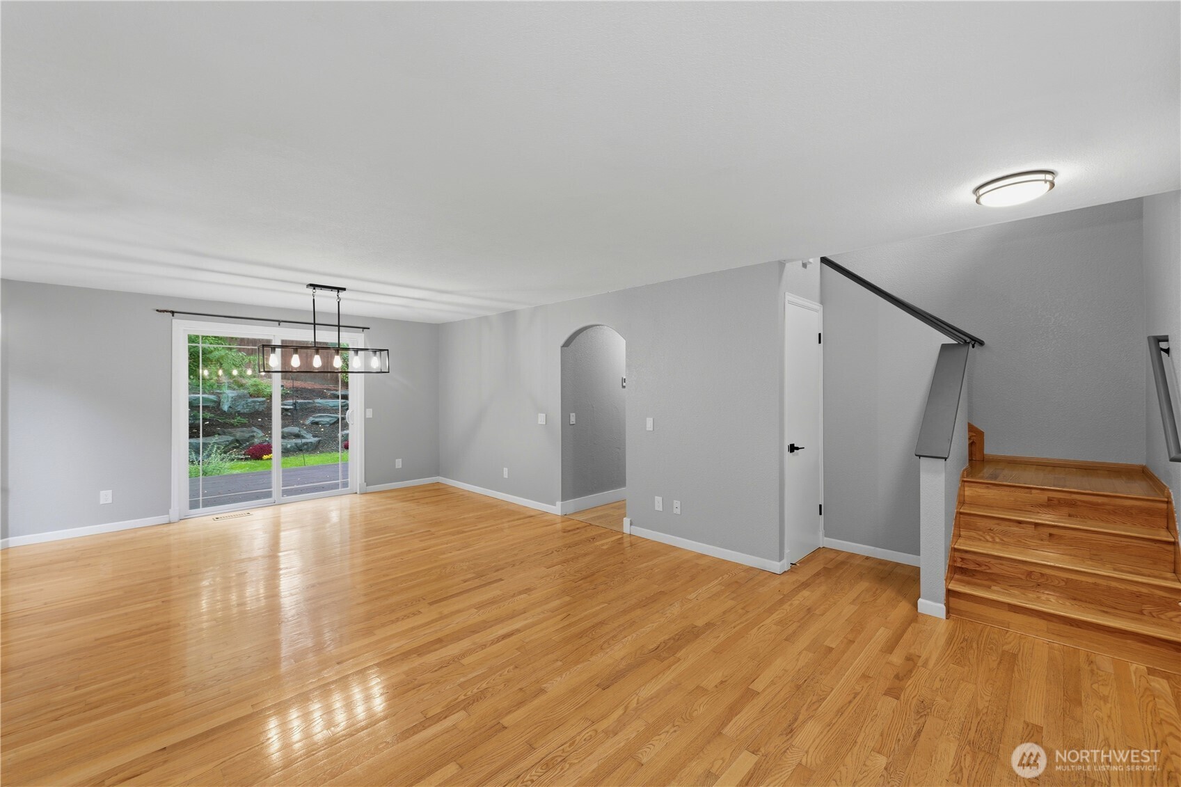 528 Seahawk Street Property Photo 10