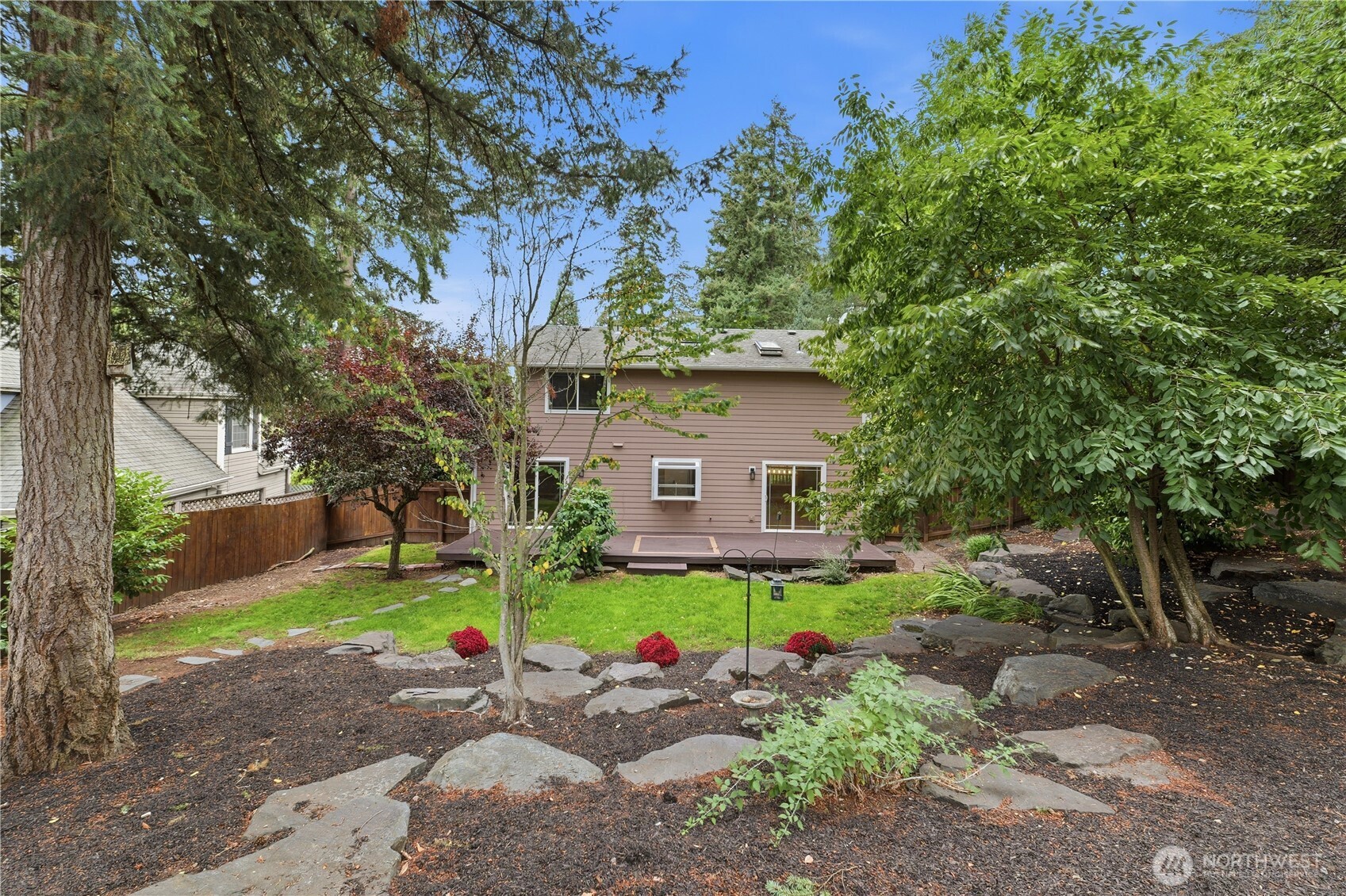 528 Seahawk Street Property Photo 25