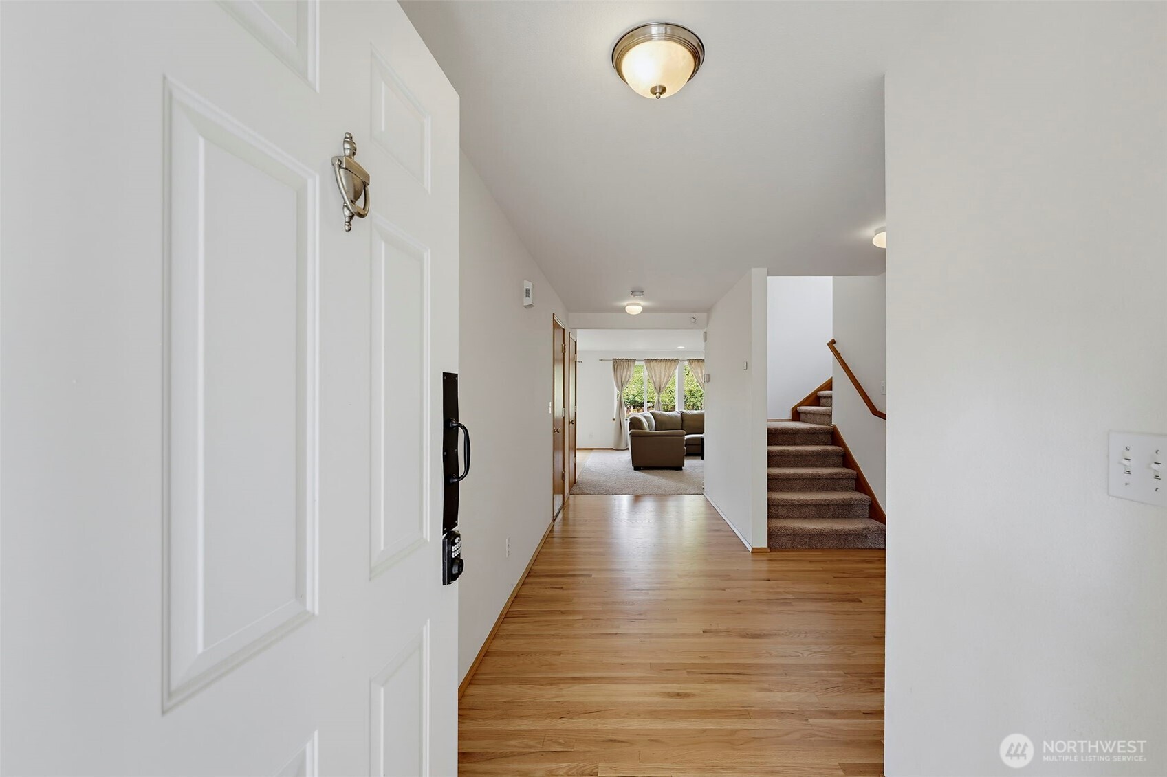 32133 37th Place Property Photo 4