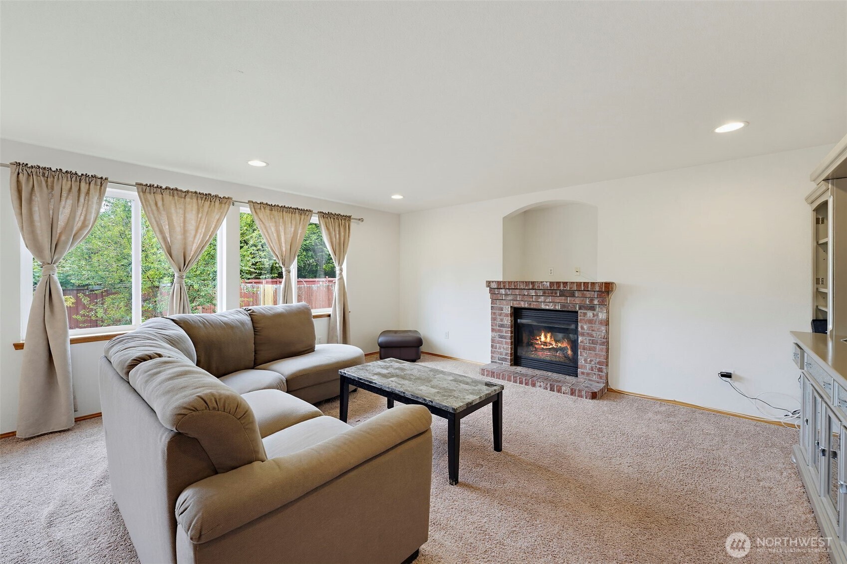 32133 37th Place Property Photo 8