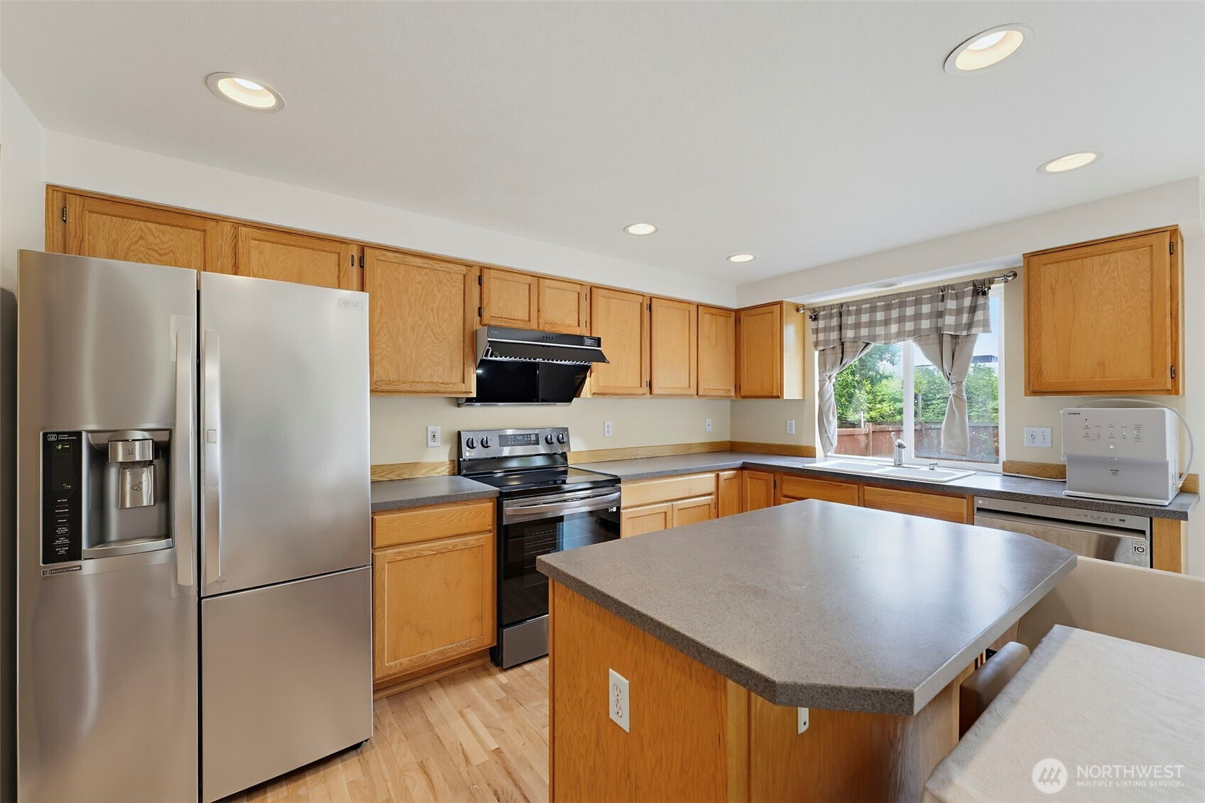 32133 37th Place Property Photo 15
