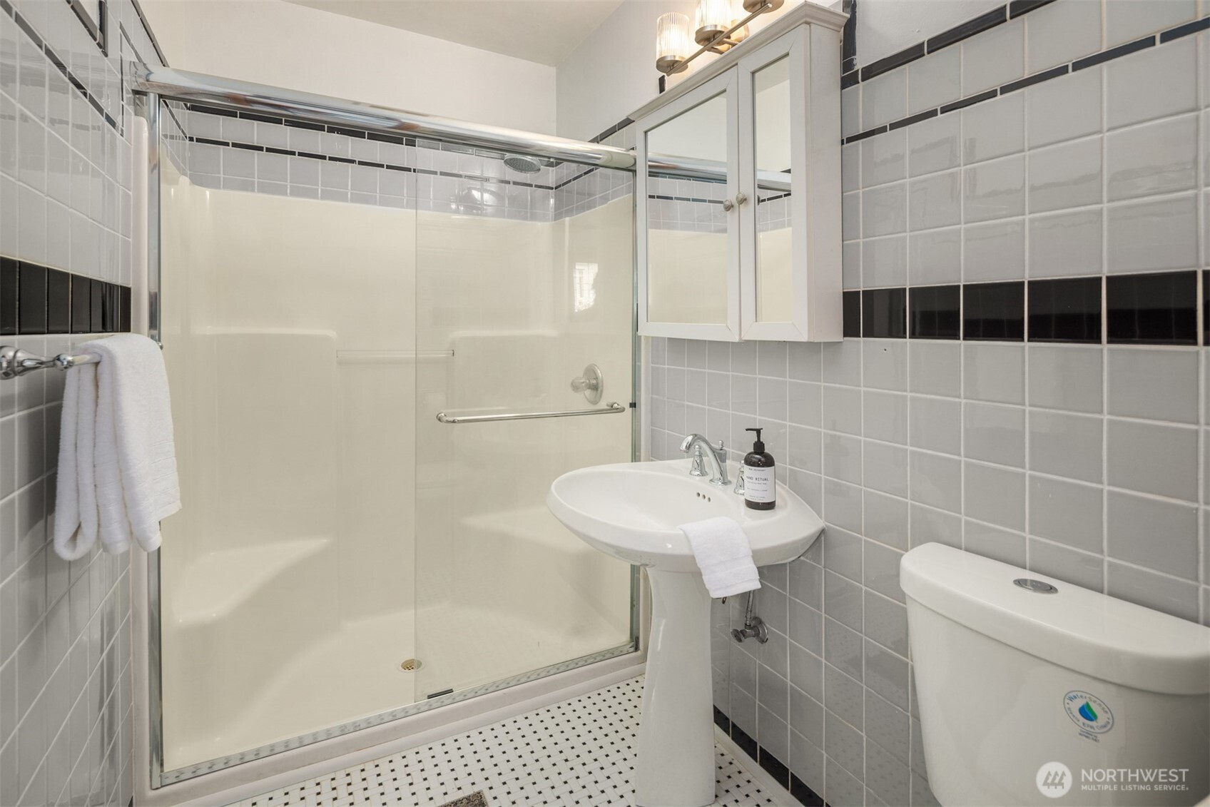 15901 23rd Avenue Property Photo 18