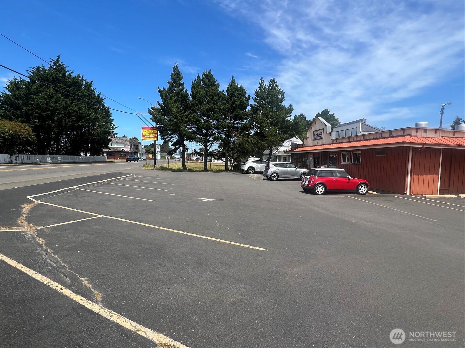 400 N Pacific Avenue Property Photo 2