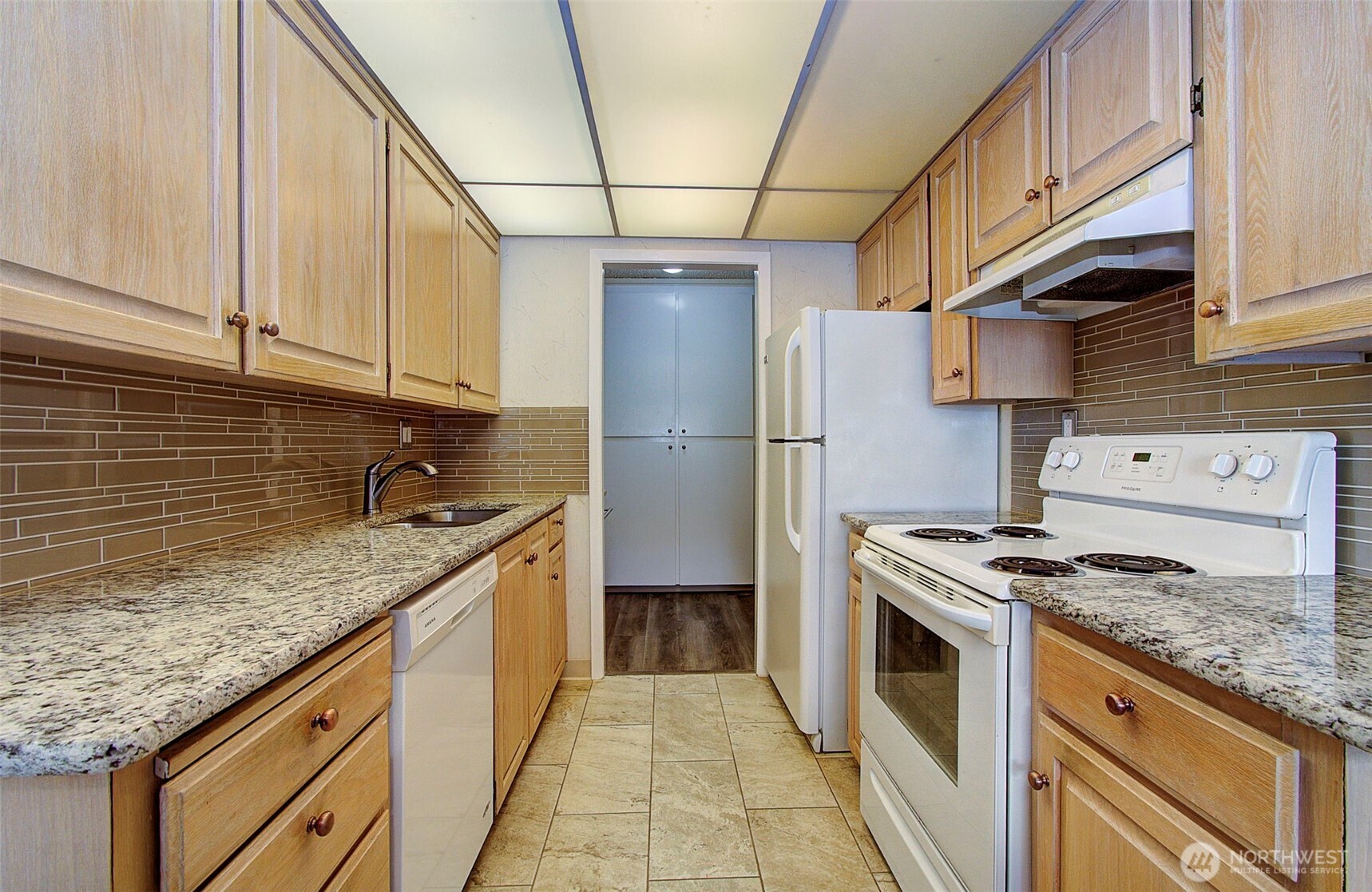 5565 E Evergreen Boulevard 3210 Property Photo 8