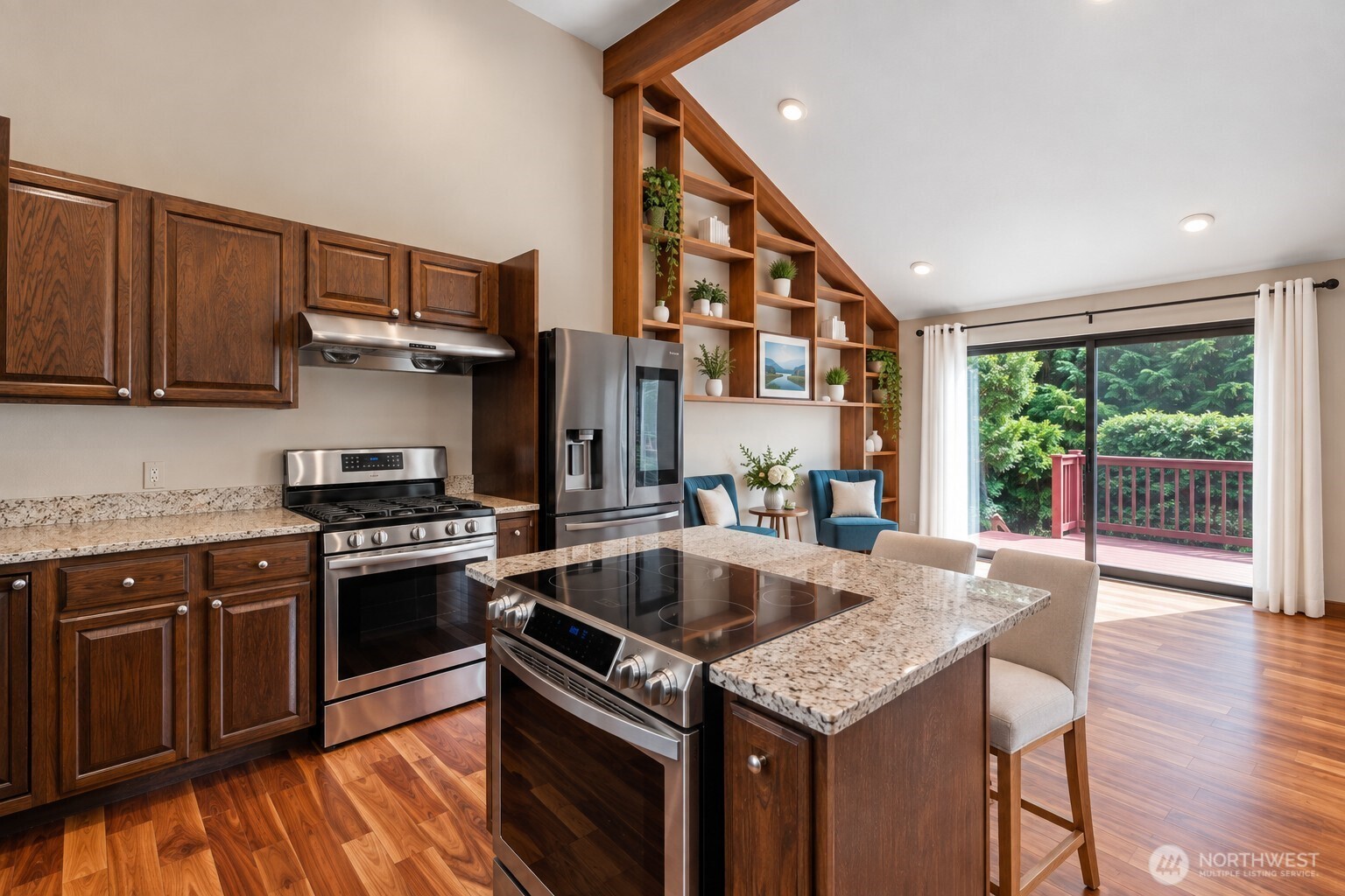 242 W Lake Sammamish Parkway Property Photo 15