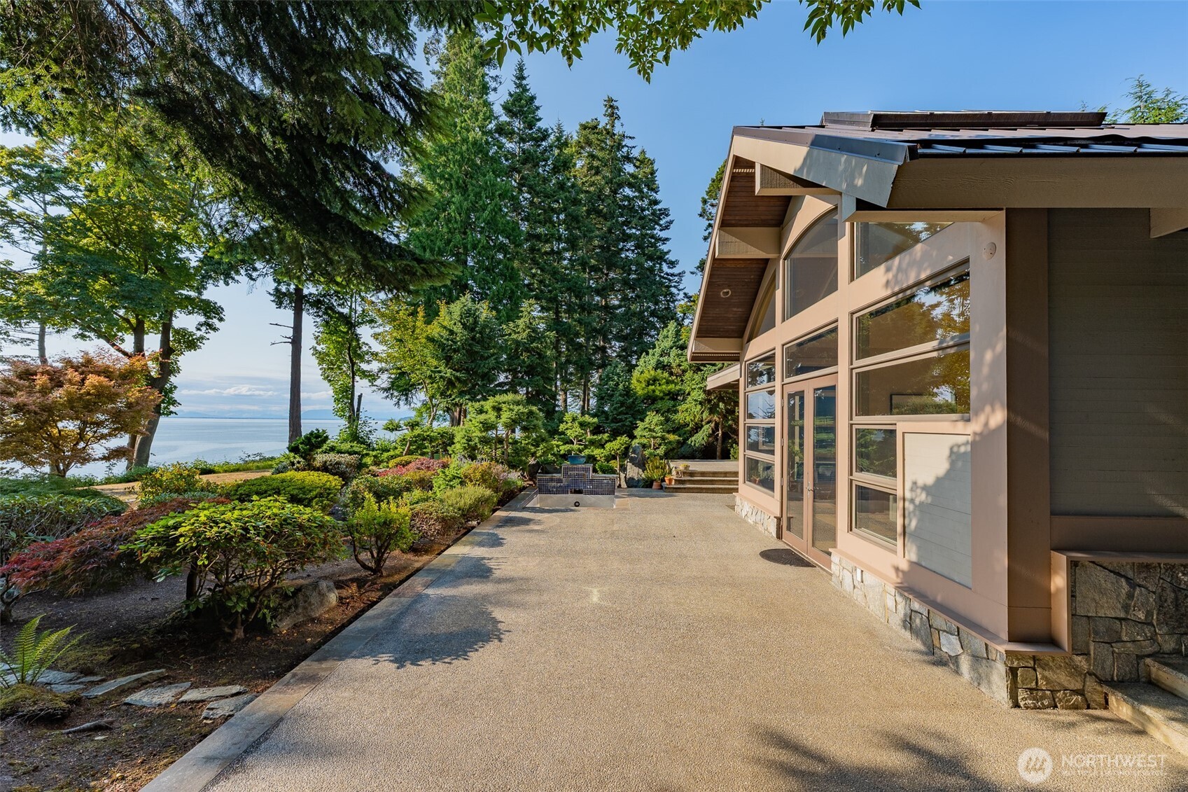 8361 Semiahmoo Drive Property Photo 31