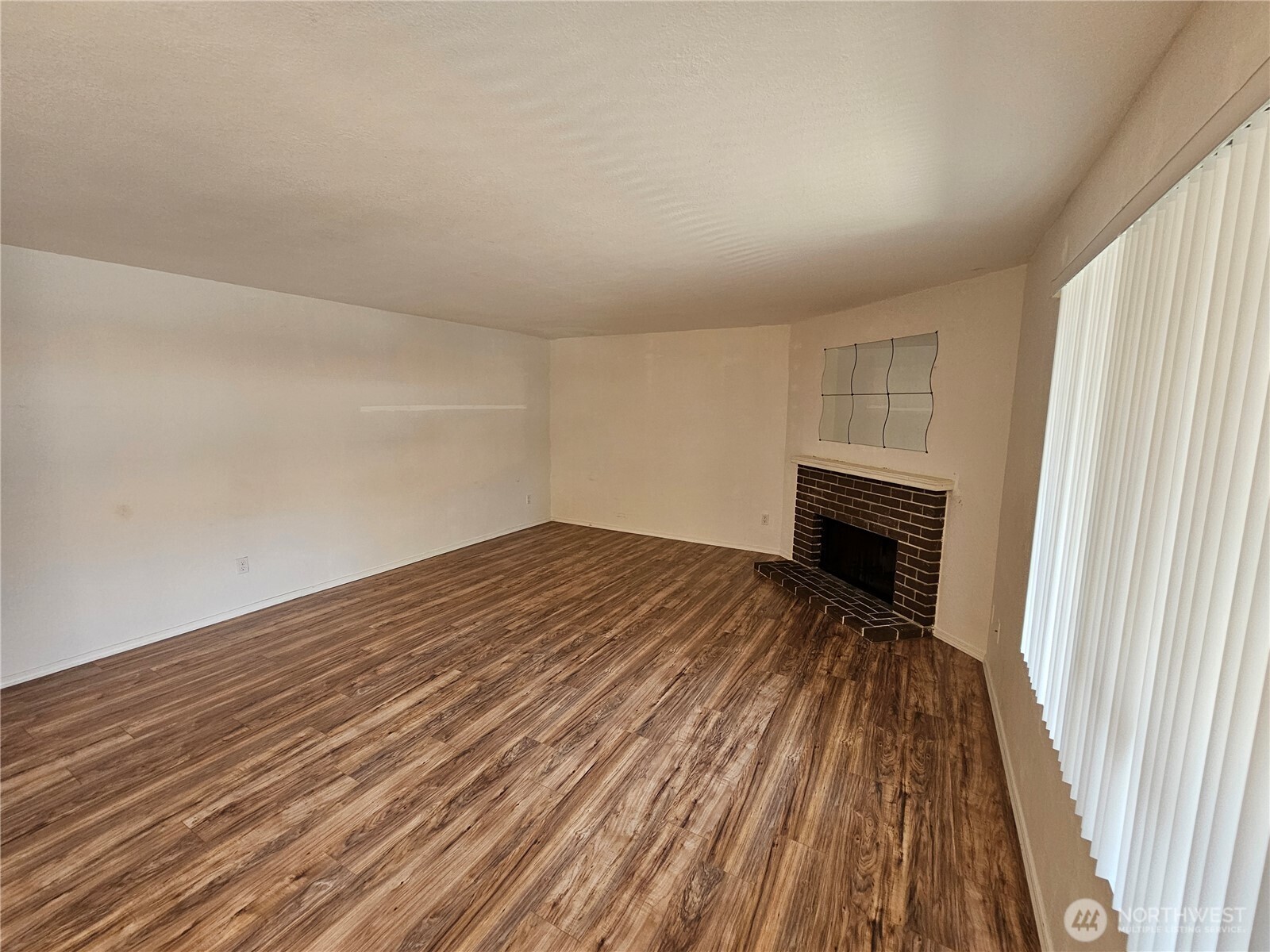 5025 81st Place 2 Property Photo 11