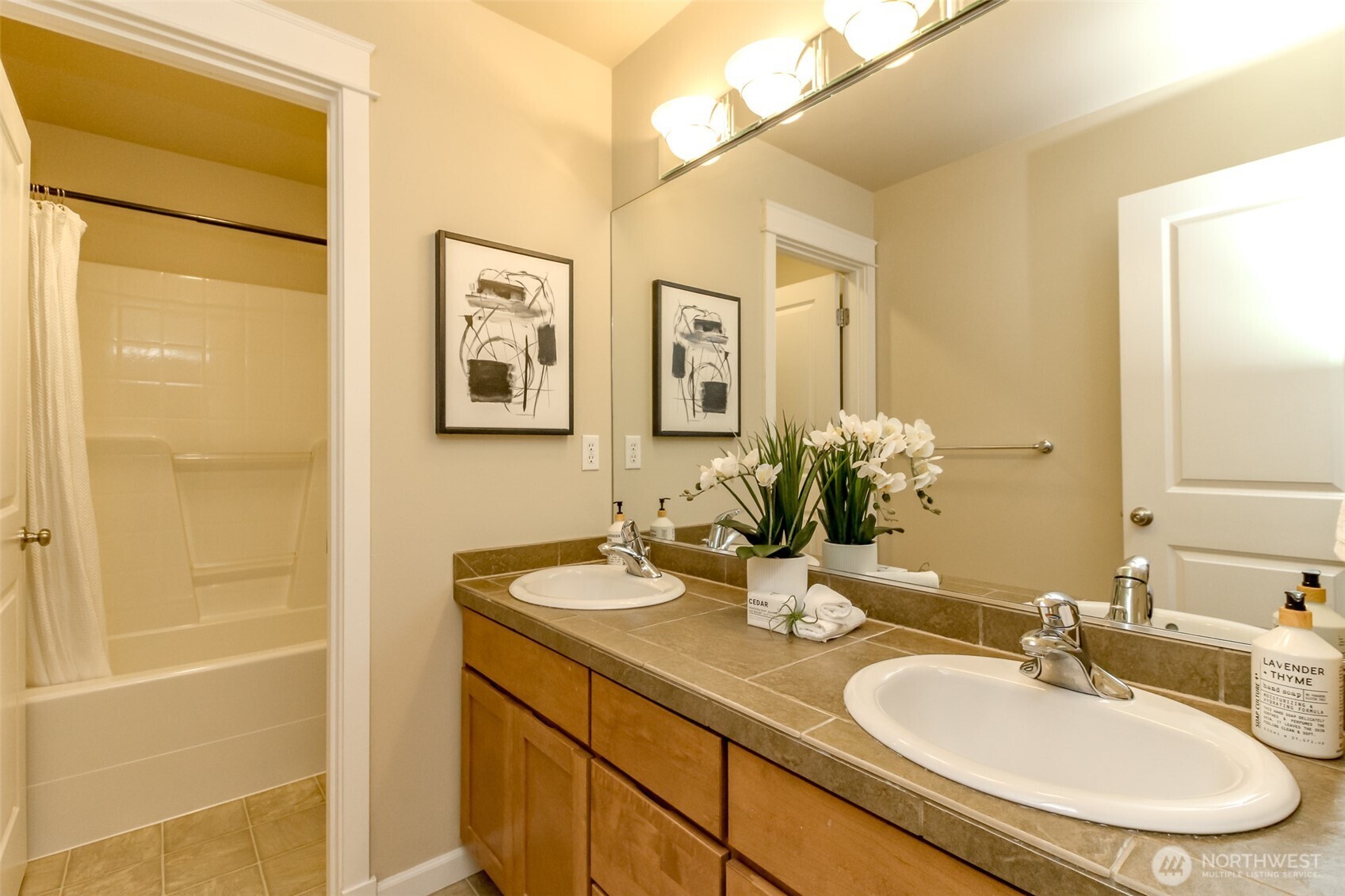 2972 Ne Marquette Way Property Photo 25