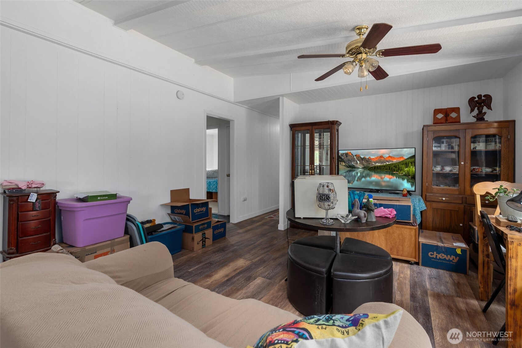 803 Hazzle Court Property Photo 8