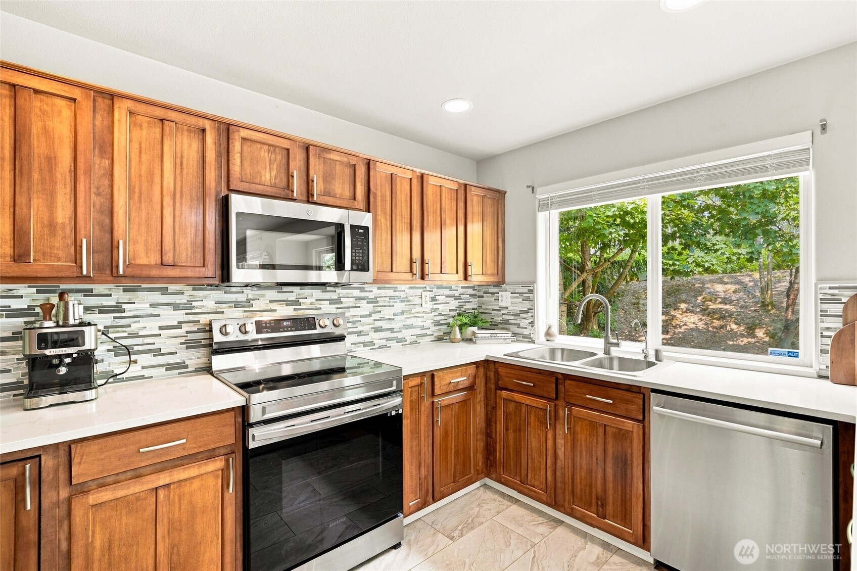 6805 59th Place Property Photo 11