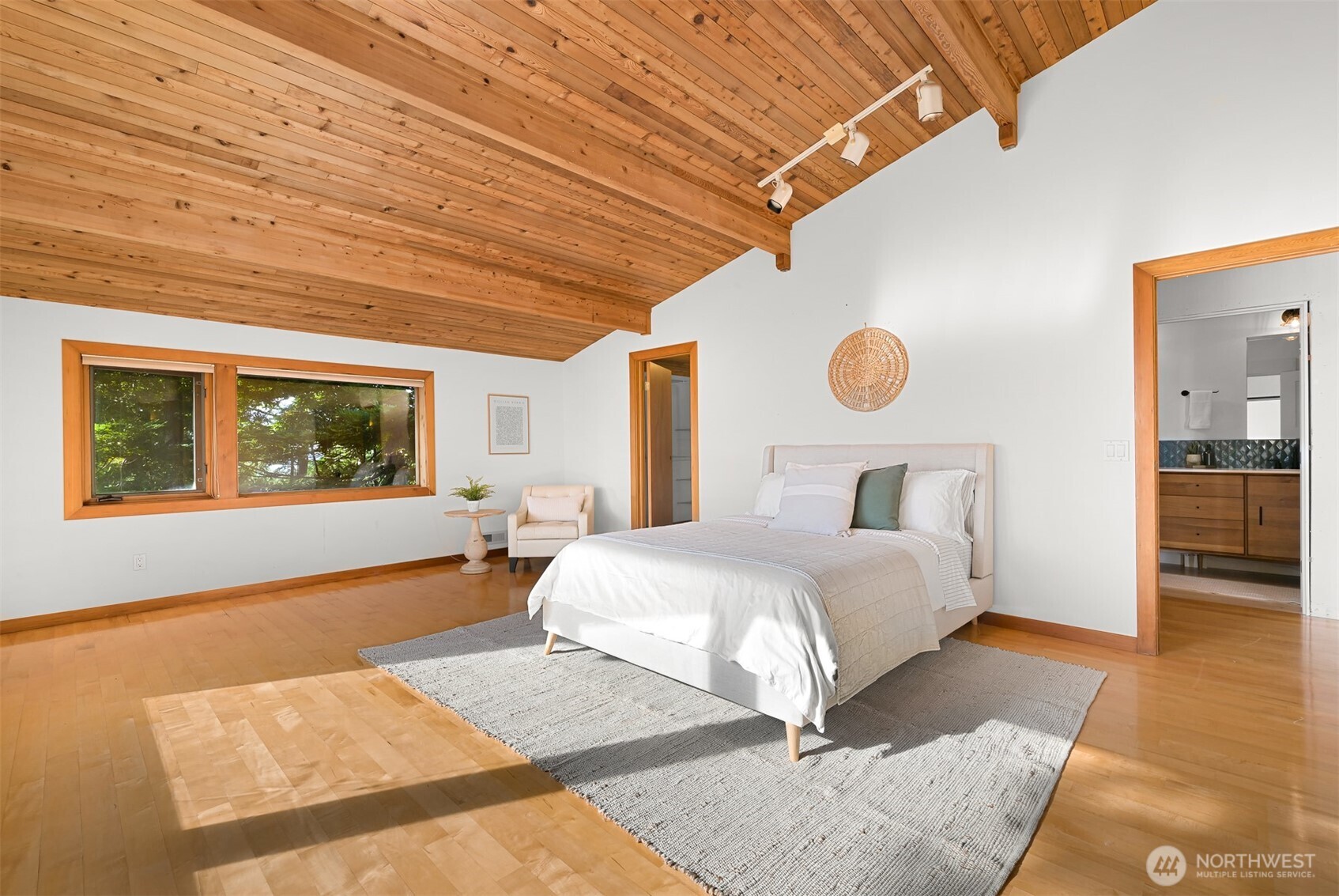1399 Chuckanut Crest Drive Property Photo 19