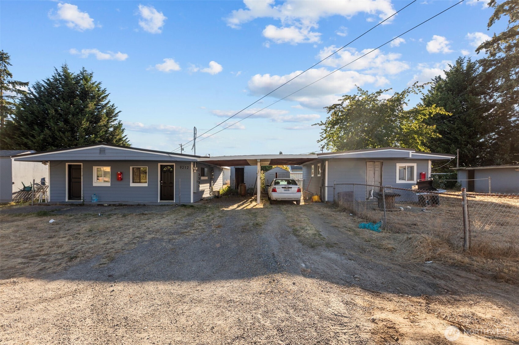 9212 33rd Avenue Ct Property Photo 1