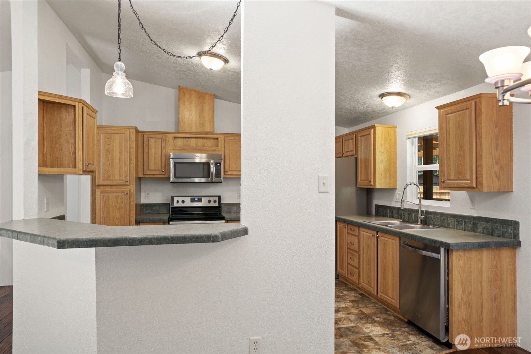 361 N Rainbow Way Property Photo 10