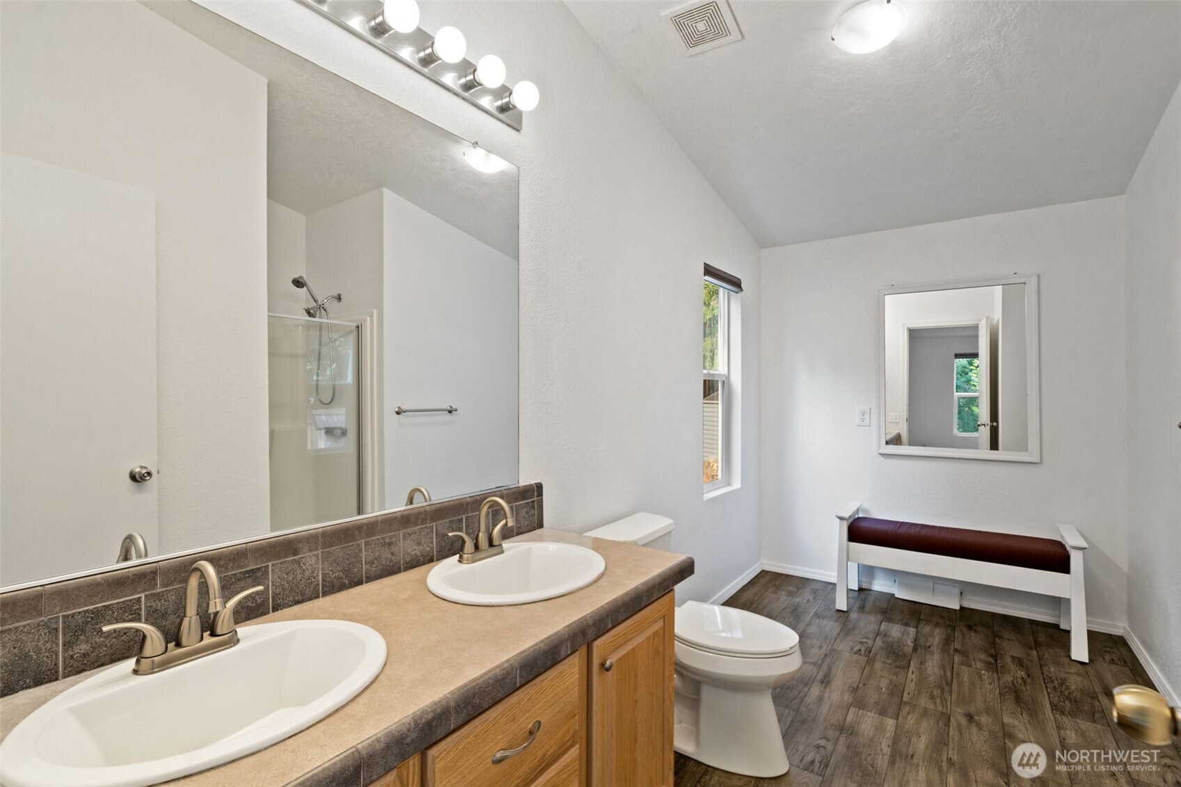 361 N Rainbow Way Property Photo 18