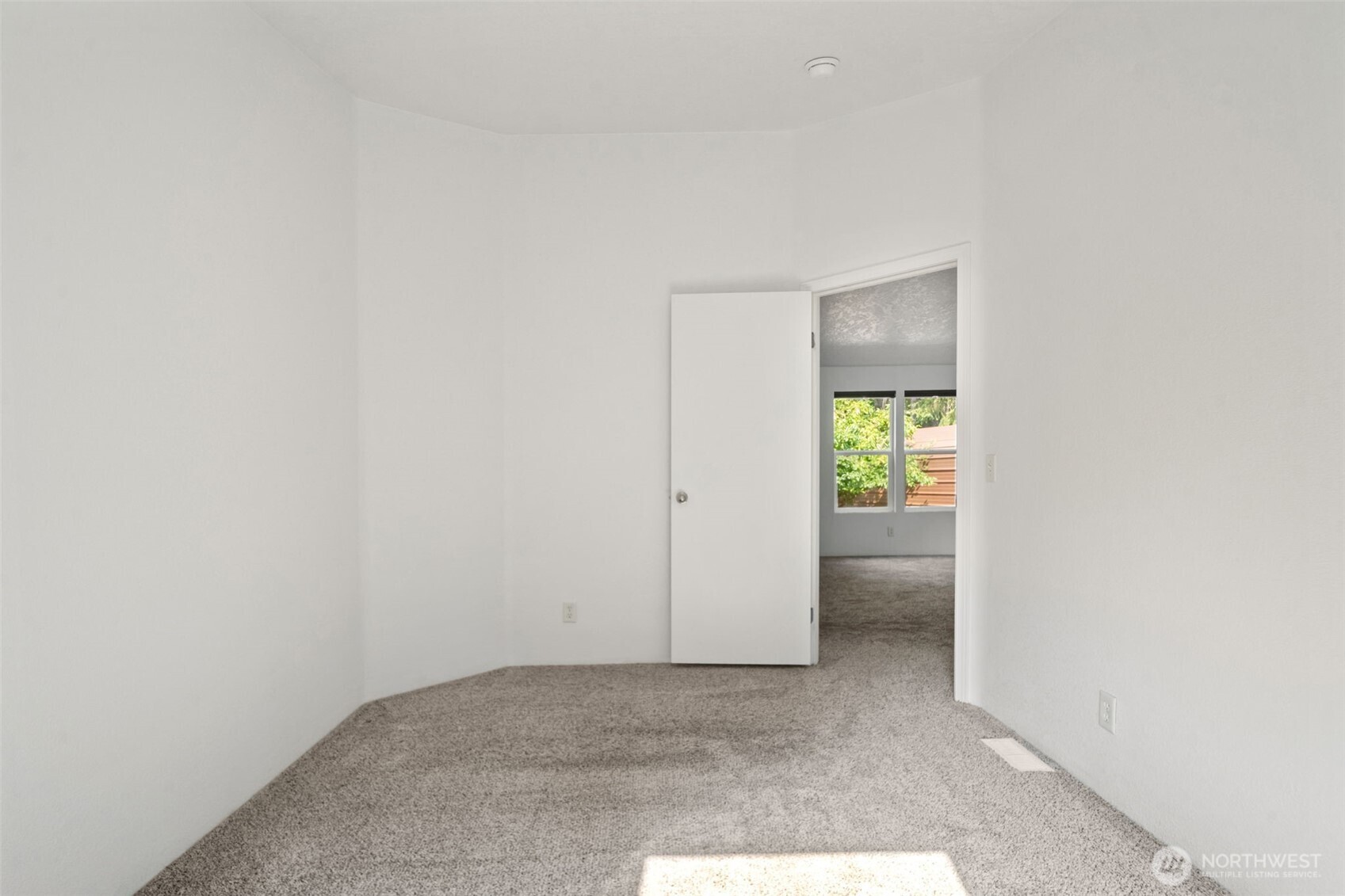 361 N Rainbow Way Property Photo 19