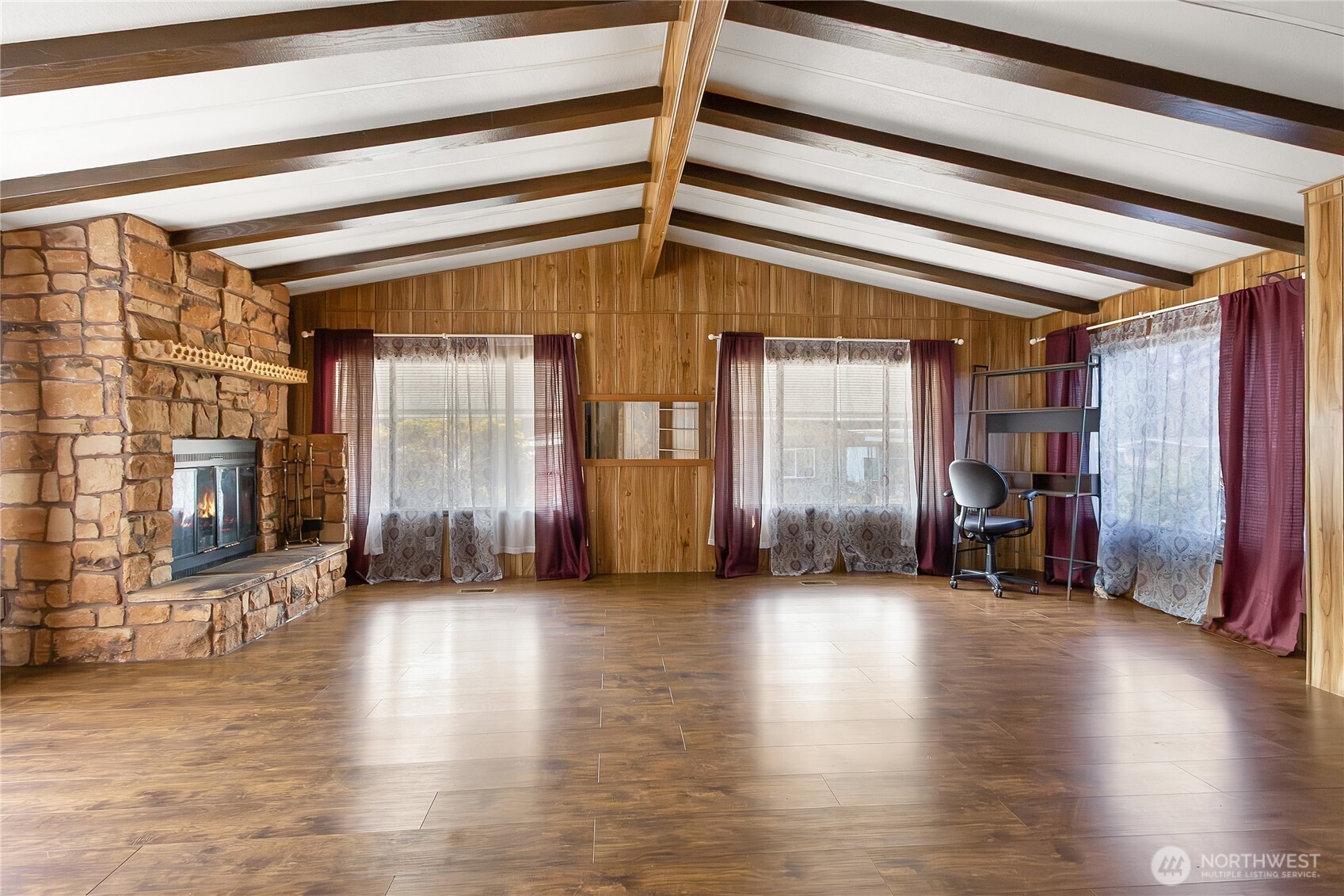 11209 125th Street Ct 82 Property Photo 4