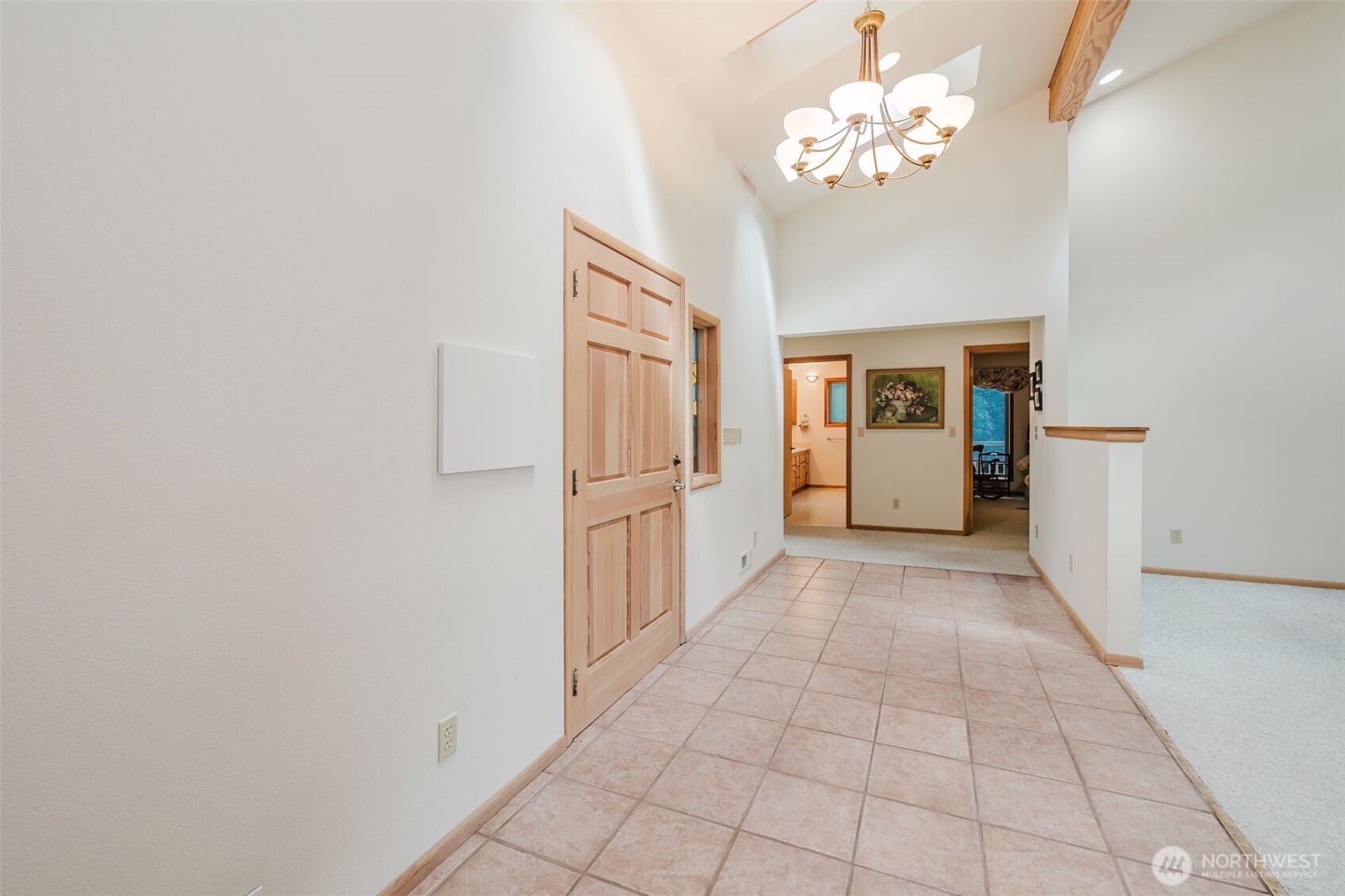 1225 Ne Hoffs Drive Property Photo 3