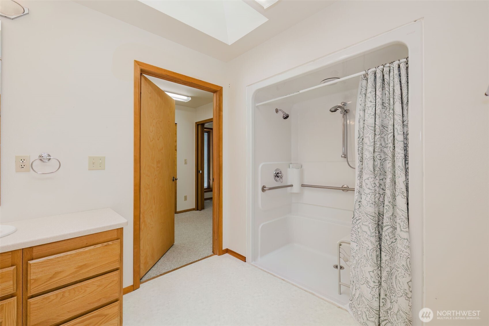 1225 Ne Hoffs Drive Property Photo 20